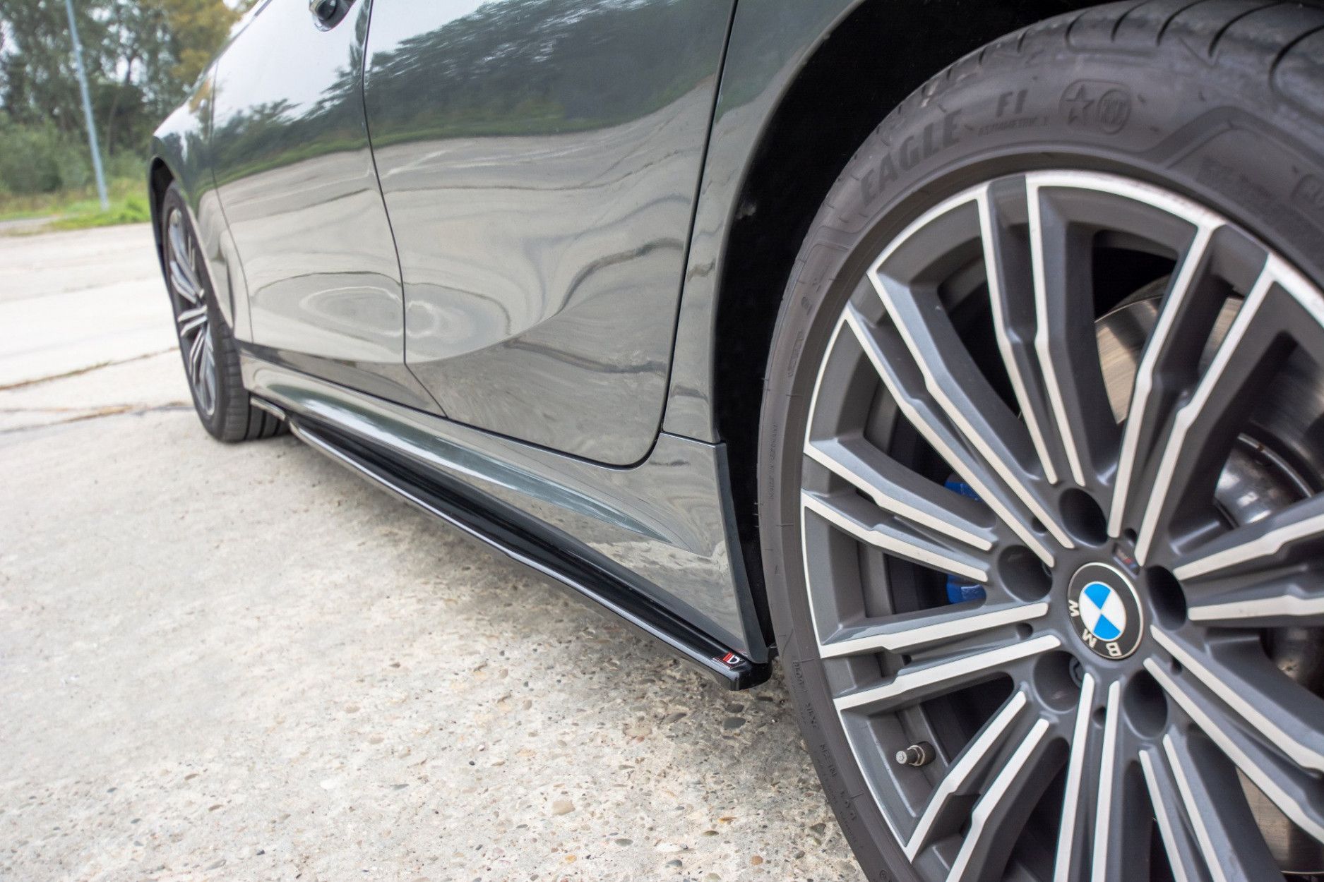 Maxtondesign Seitenschweller für BMW 3er G20 M-Paket schwarz hochglanz (3) 