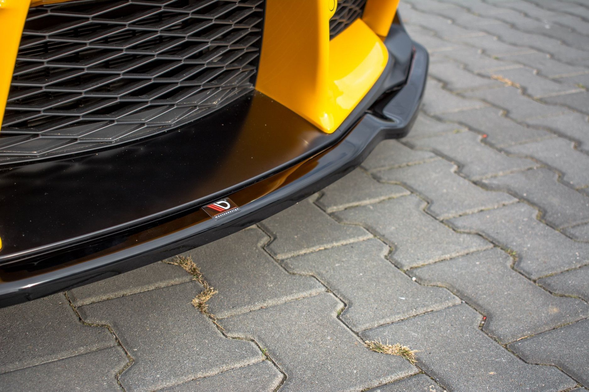 Maxtondesign Frontlippe für Toyota Supra MK5 schwarz hochglanz (5) 