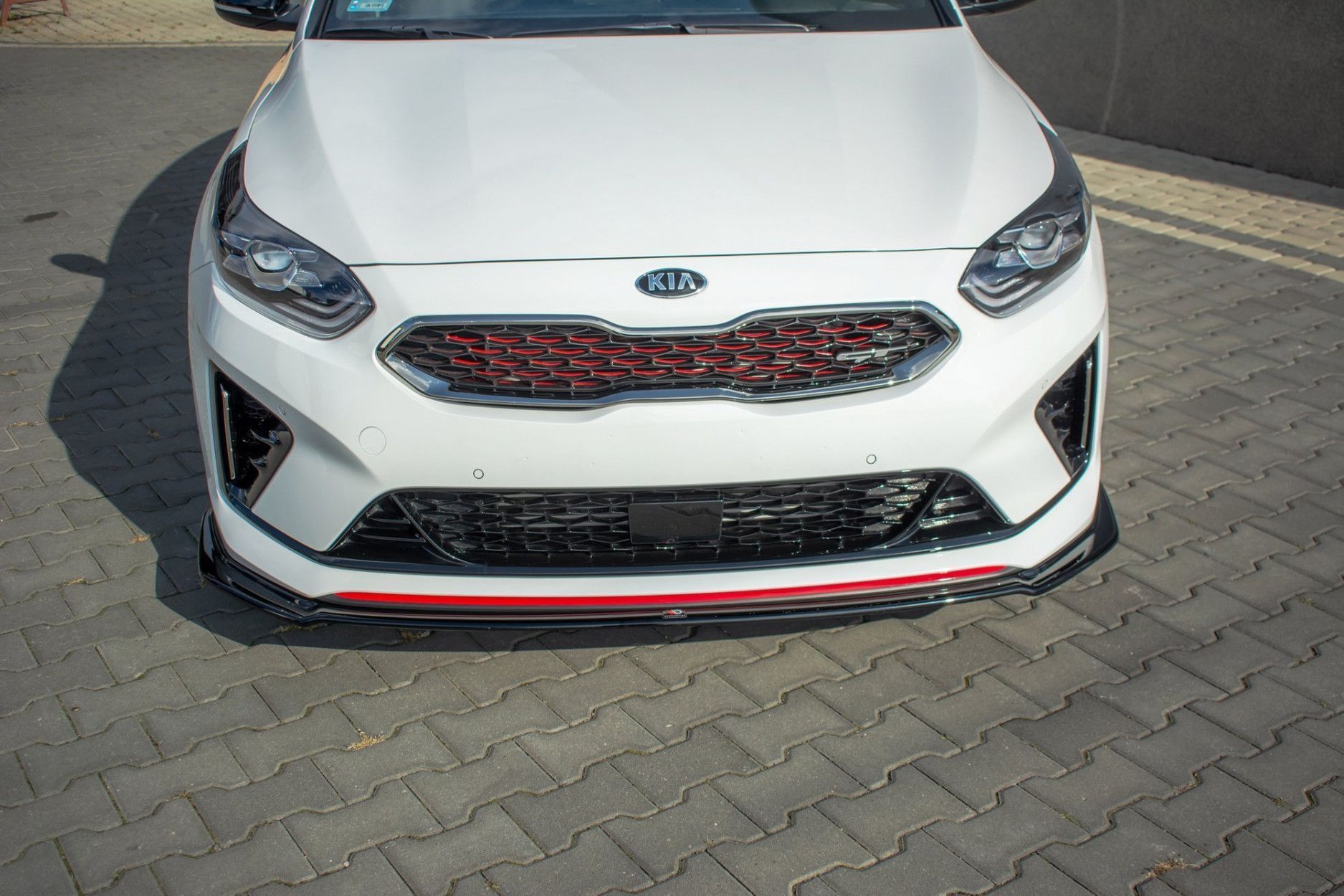 Maxtondesign Frontlippe V.1 für KIA ProCee'd MK3 GT schwarz hochglanz (2) 