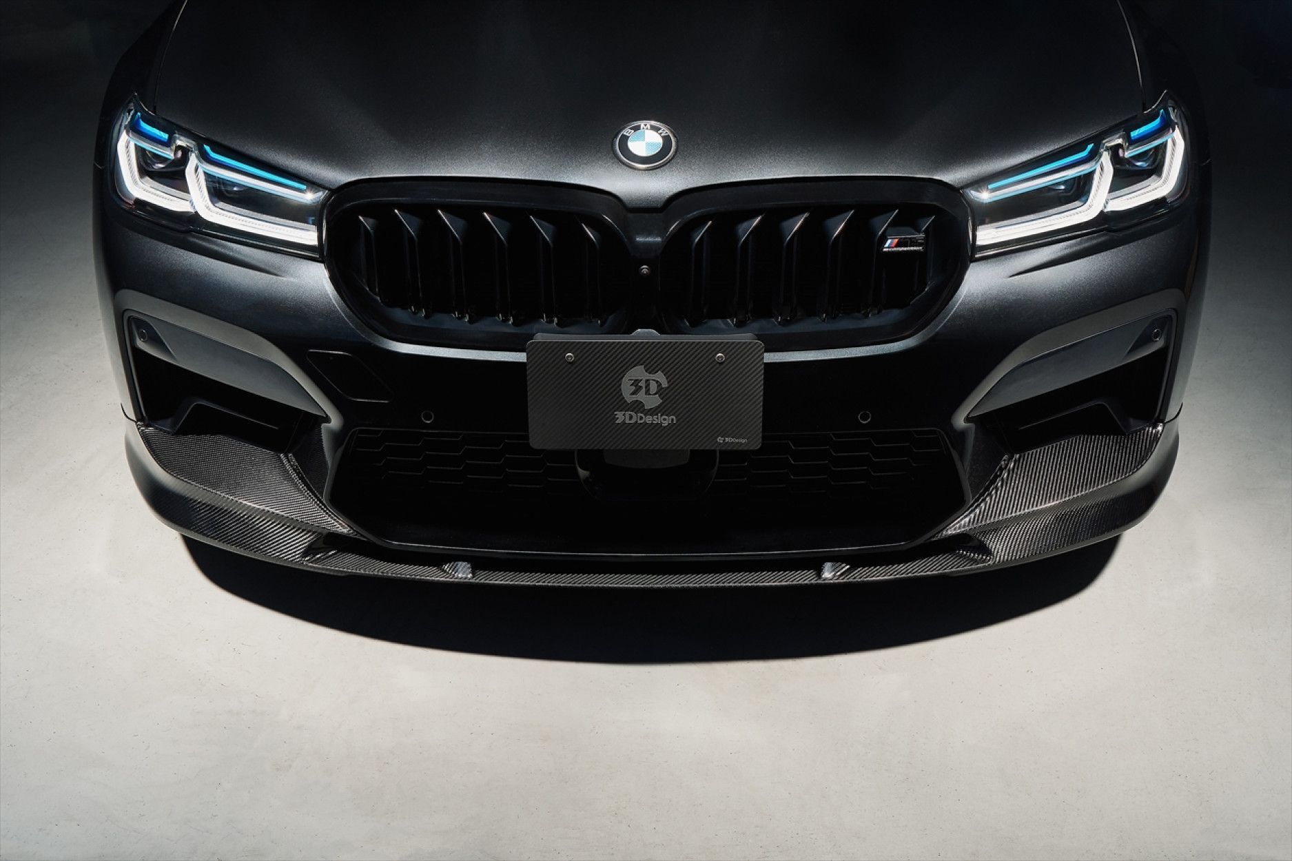 3DDesign Carbon Frontlip fitting for BMW F90 M5 LCI Facelift (5) 