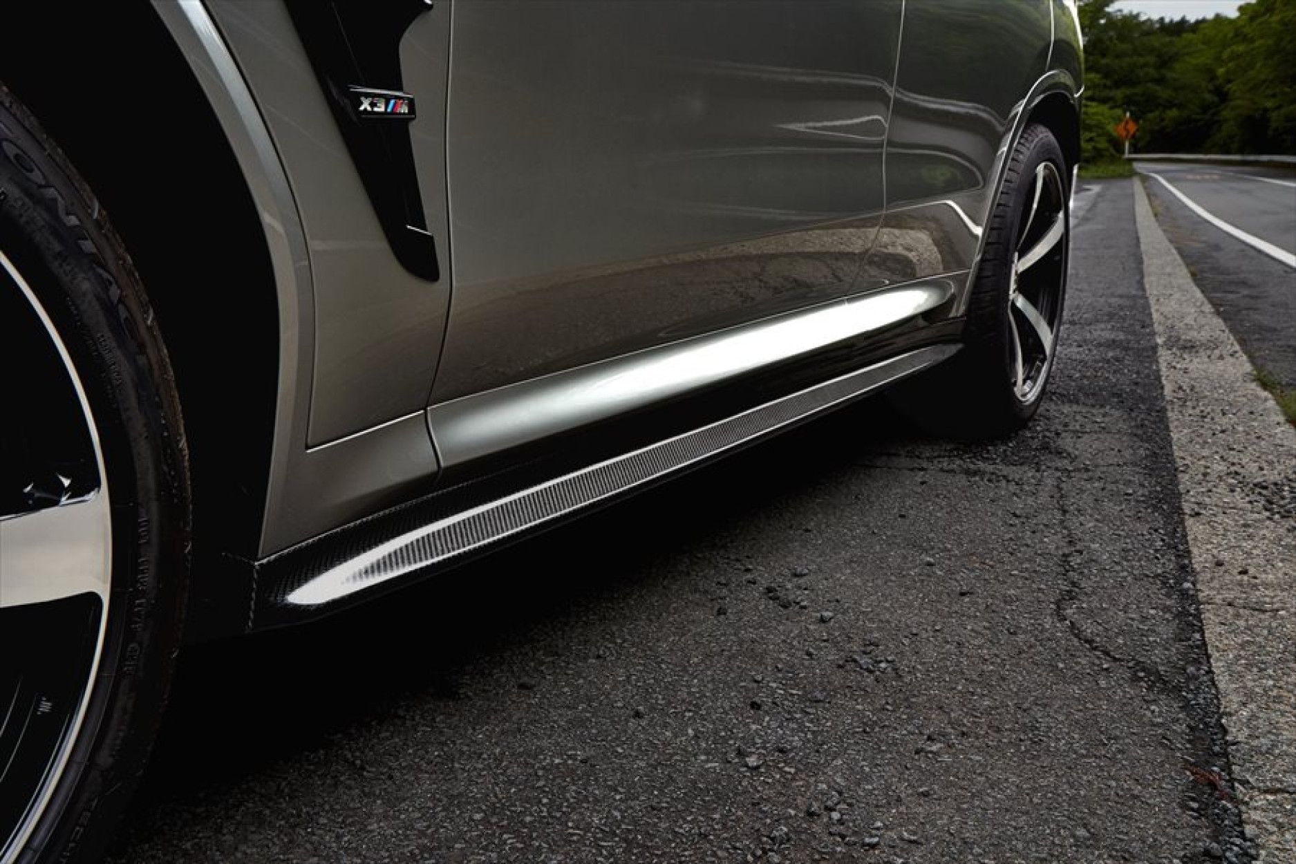 3DDesign Carbon side skirts fitting for BMW F97 X3M and F98 X4M (2) 