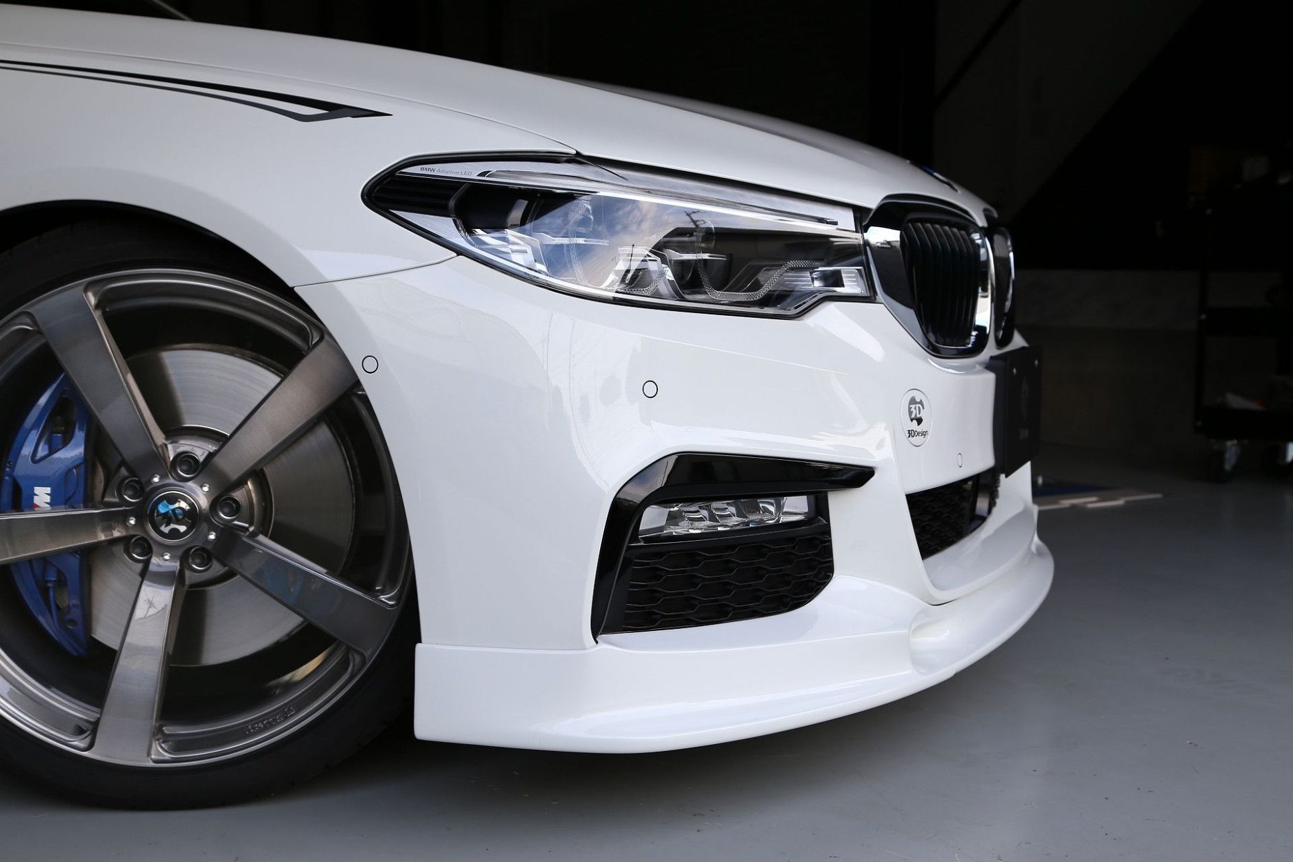 3DDesign PUR front lip fitting for BMW G30 G31 with M-Tech (3) 