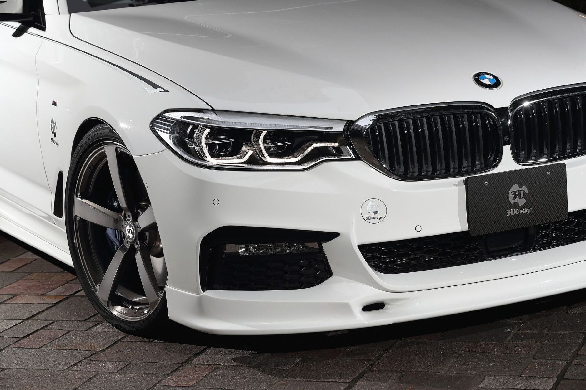 3DDesign PUR front lip fitting for BMW G30 G31 with M-Tech (2) 