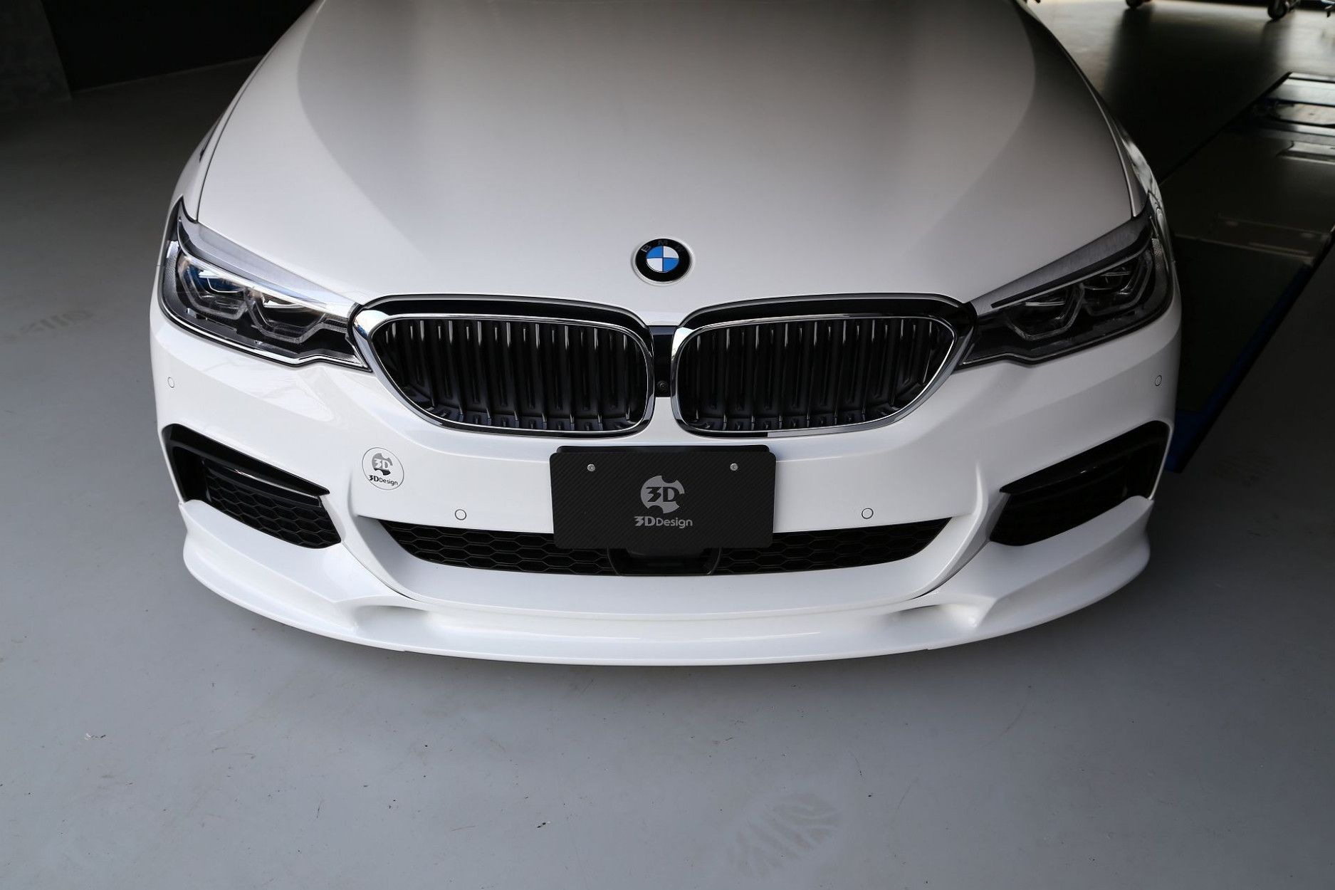 3DDesign PUR front lip fitting for BMW G30 G31 with M-Tech