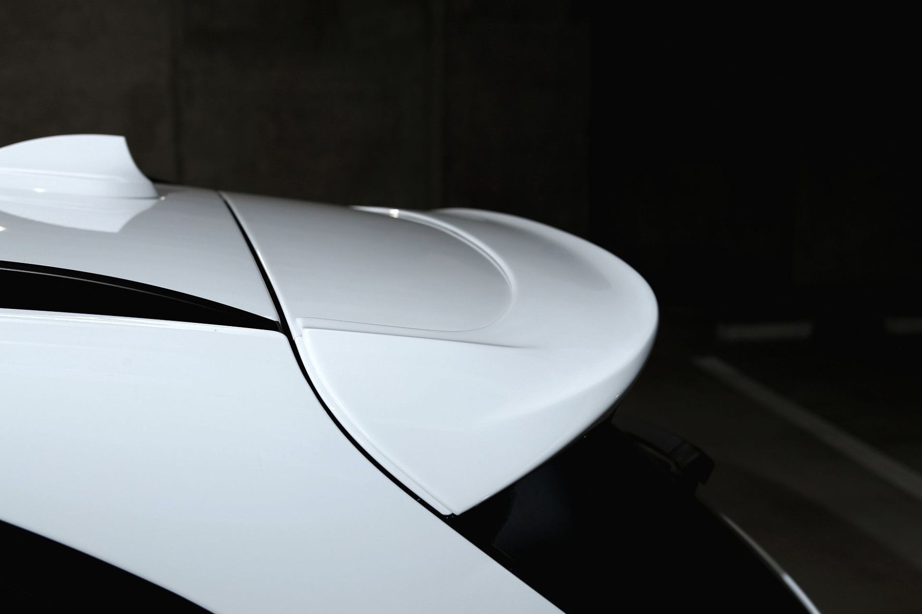 3DDesign PU roof spoiler fitting for BMW F48 X1 (5) 