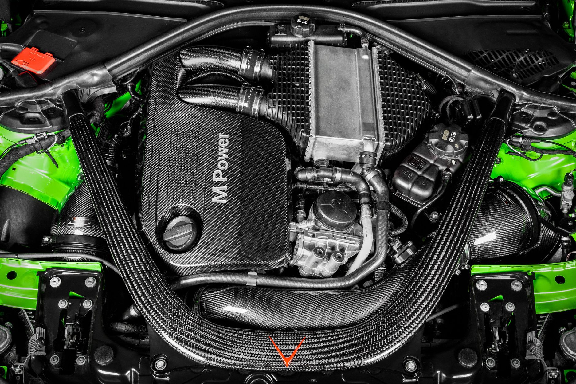 Eventuri Carbon Chargepipes for BMW S55 F8X M3/M4 | F87 M2 Competition
(8) 