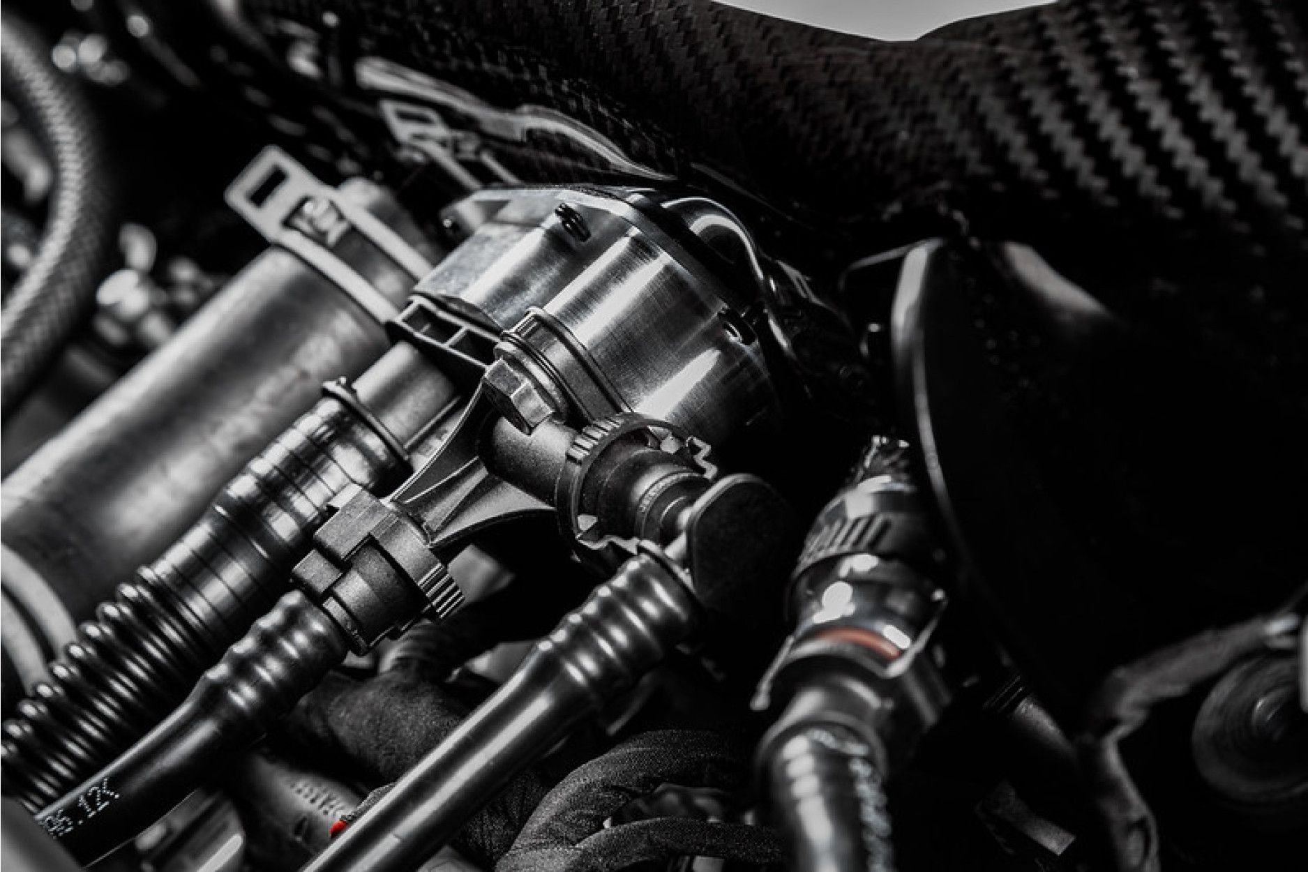 Eventuri carbon intake for Mercedes Benz A35 AMG | CLA35 AMG and A250 (11) 