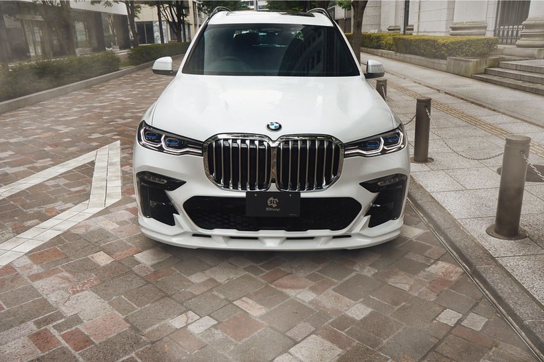 3DDesign PUR Frontlip fitting for BMW G07 X7 M-Sport and M50i (2) 