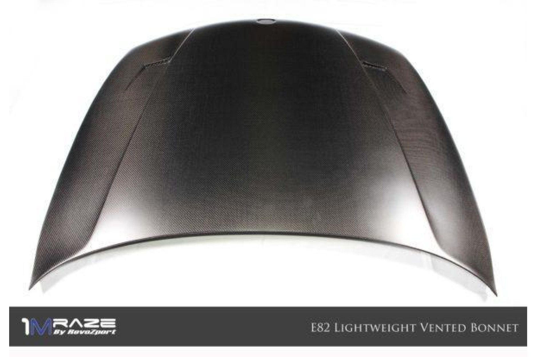 RevoZport Carbon hood for BMW 1er E82 1M (2) 