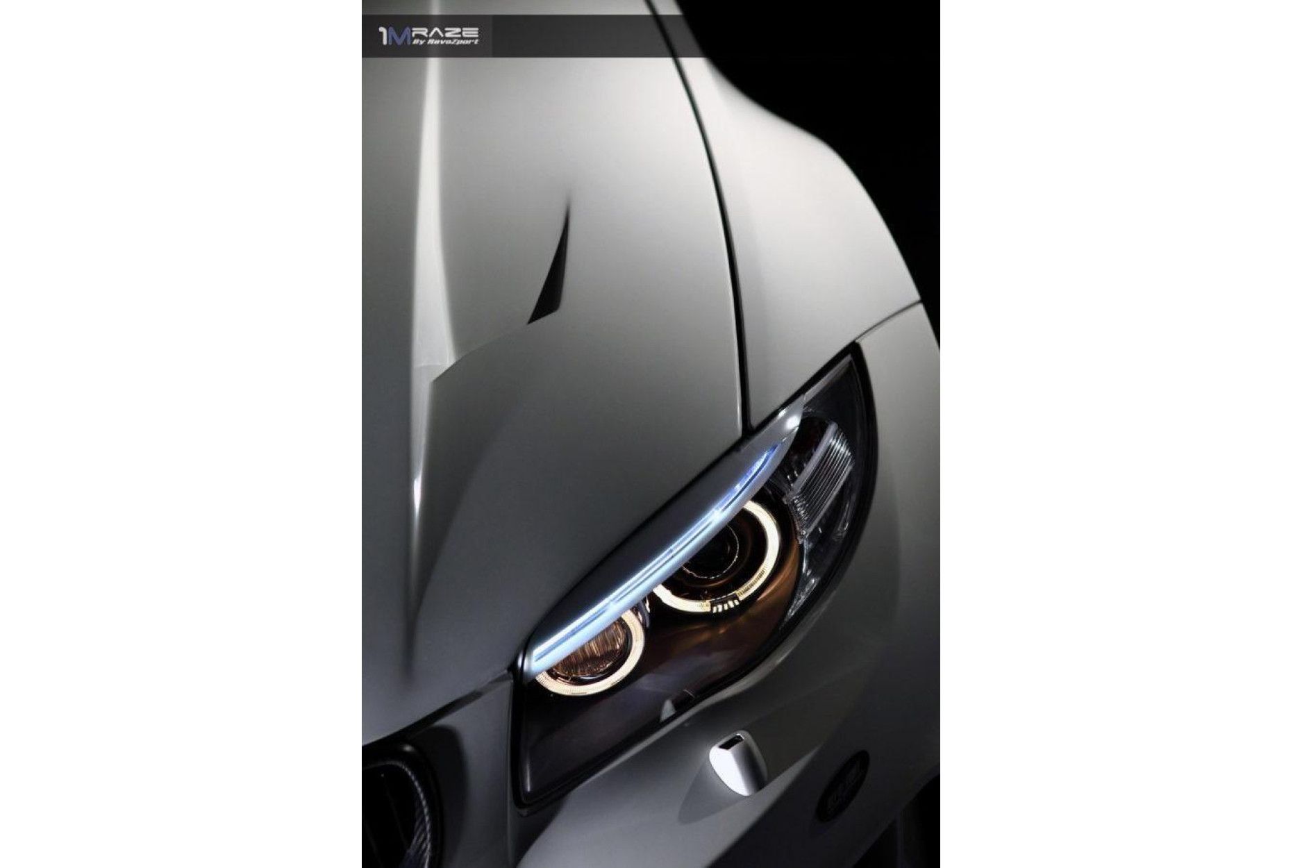 RevoZport Carbon hood for BMW 1er E82 1M (7) 