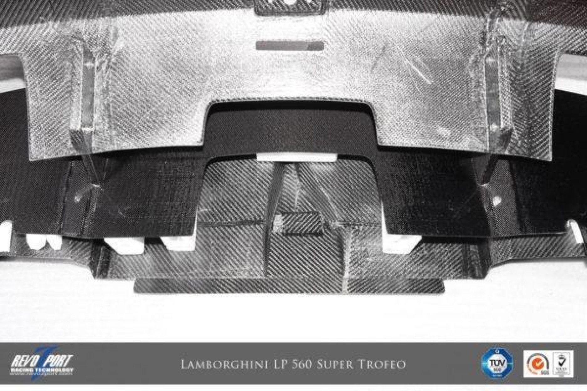 RevoZport Carbon rear bumper for Lamborghini Huracan LP560-"RST" Super-Trofeo-Style (12) 