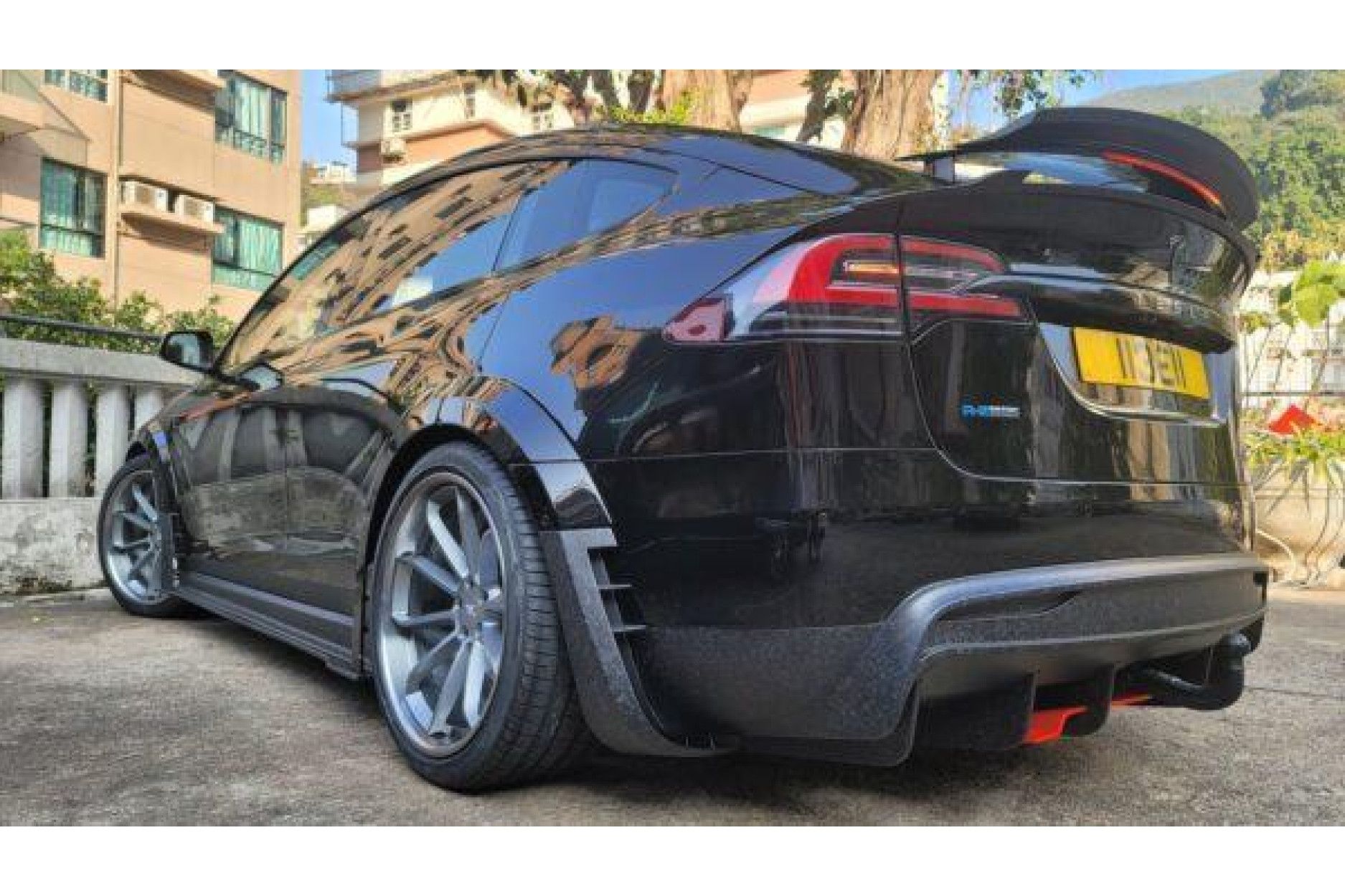 RevoZport Carbon Bodykit for Tesla Model X "R-Zentric XR" Aerokit (17) 
