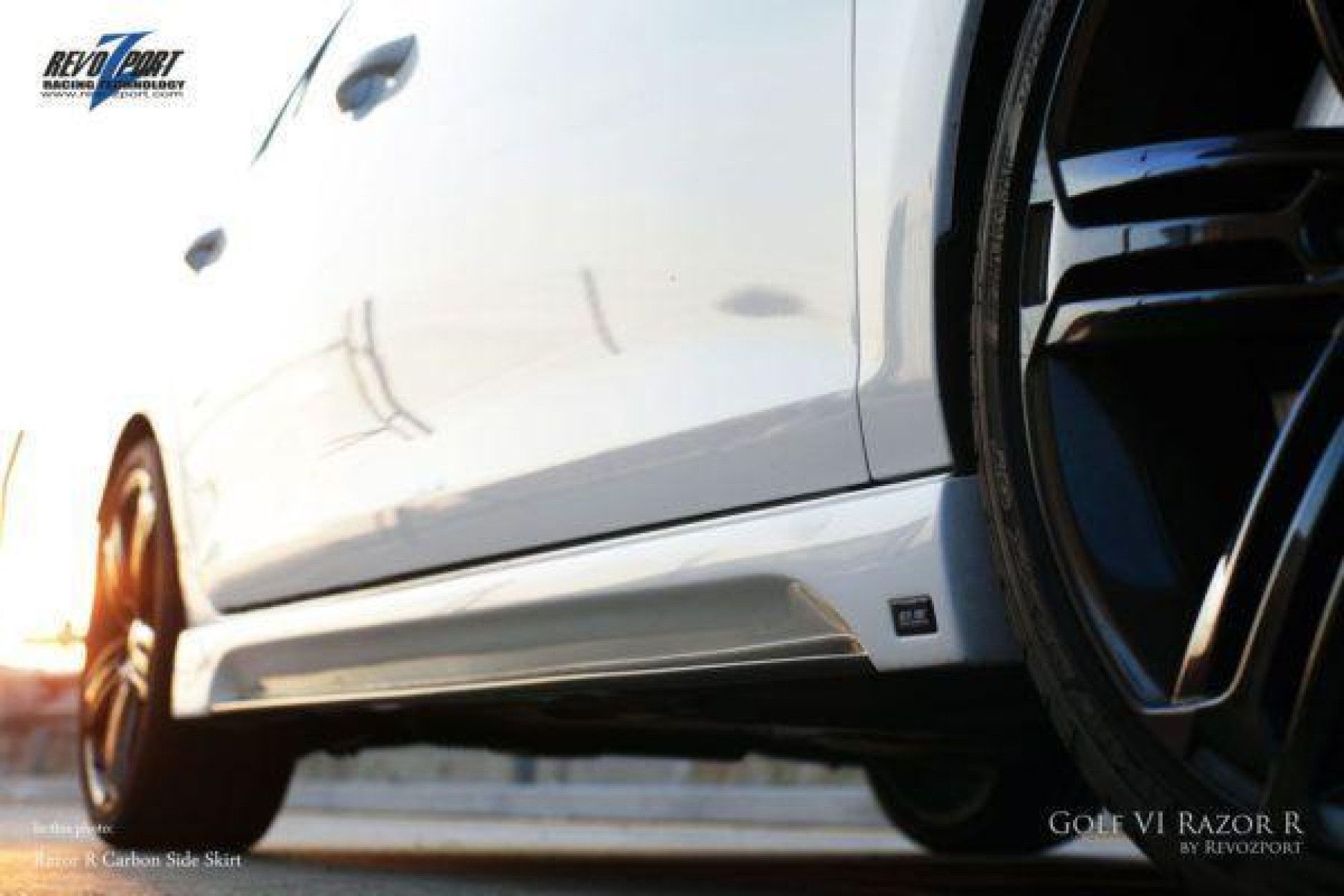 RevoZport Carbon side skirts for Volkswagen Golf MK6|Golf 6 R "Razor" (2) 