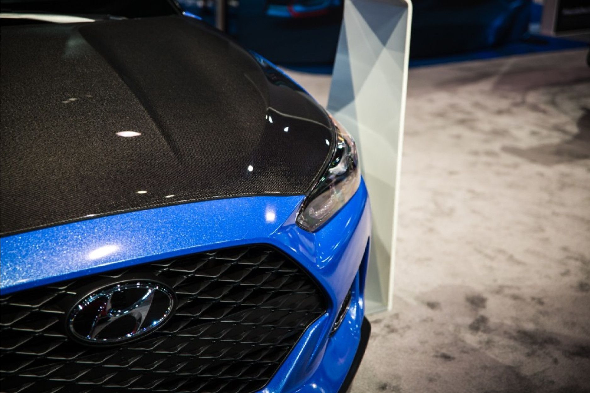 Seibon Carbon Fiber Hood for HYUNDAI VELOSTER 2019 Style OE (6) 