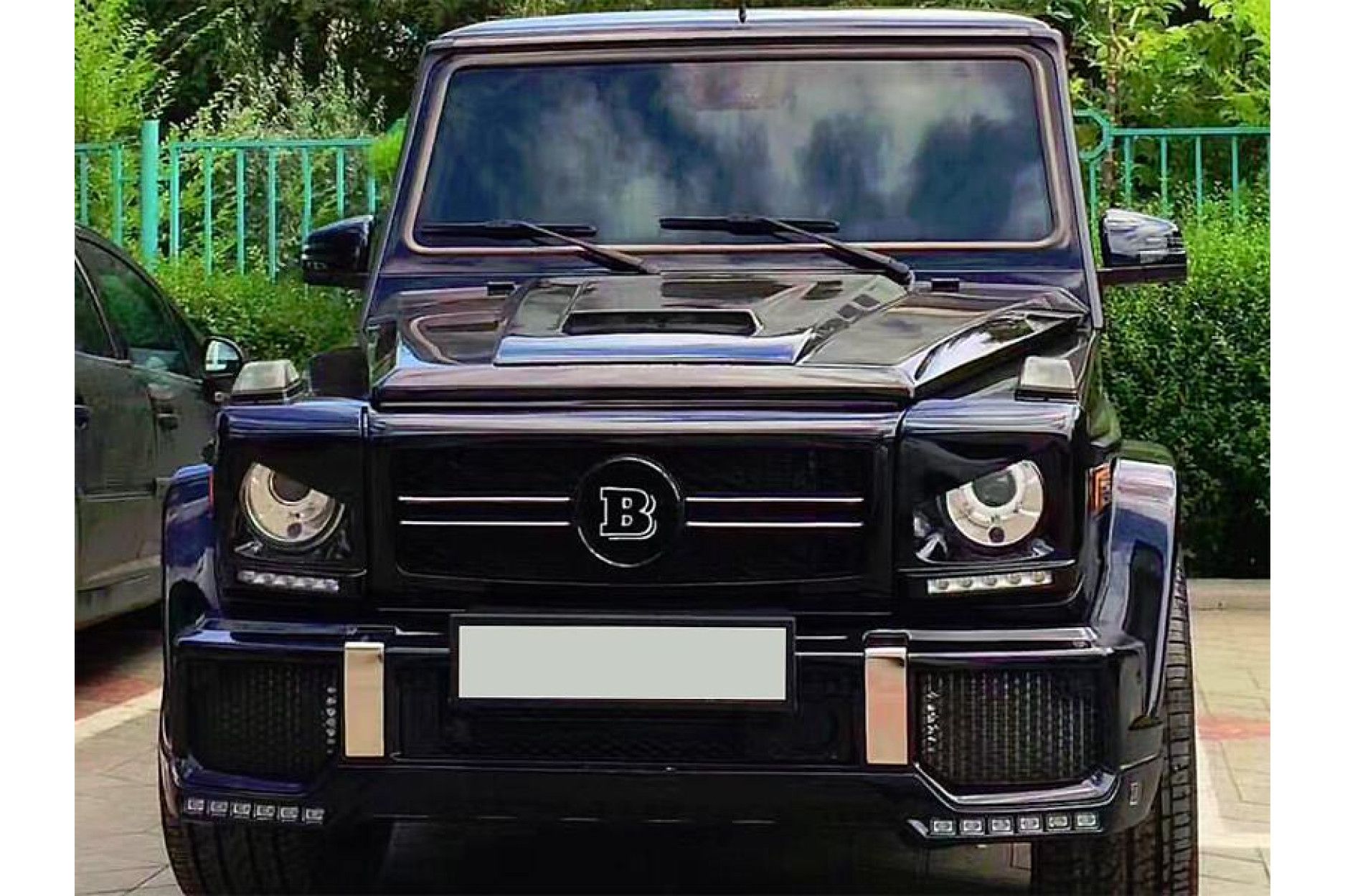 Autotecknic Carbon headlight covers for Mercedes Benz G-Klasse W463 (2) 