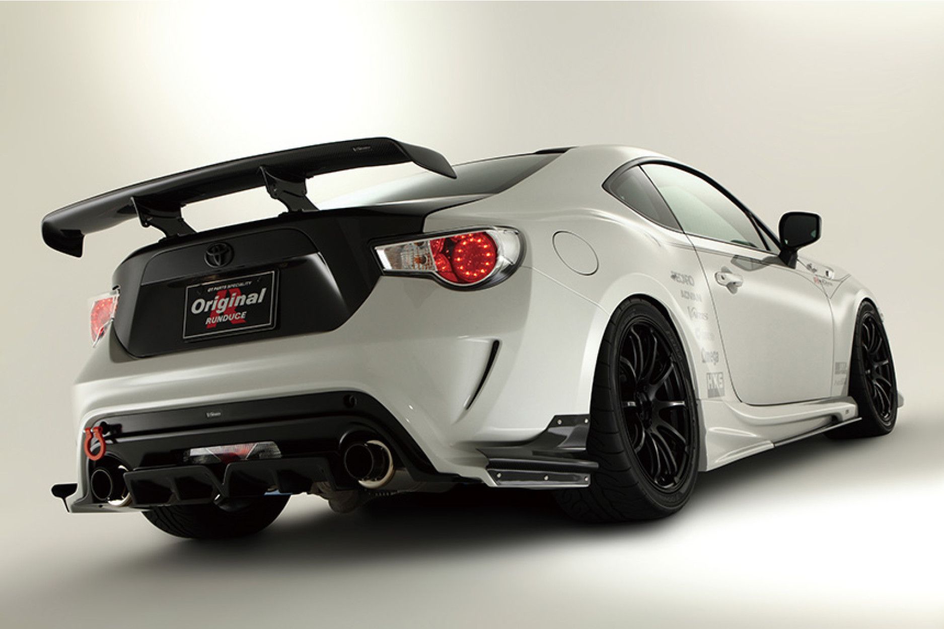 Varis carbon air shrouds for Toyota GT 86 - Arising II (2) 