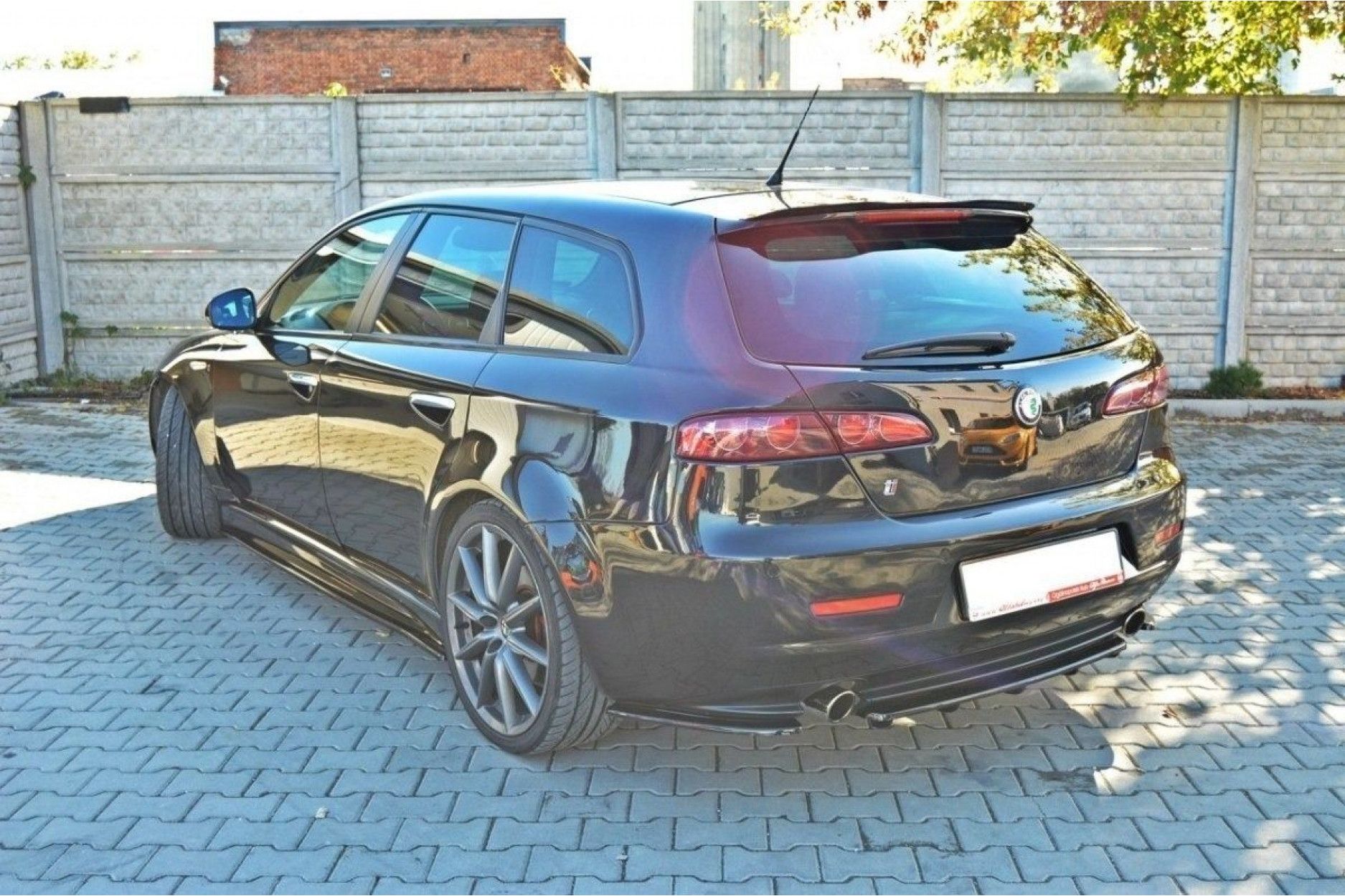 Maxton Design ABS Diffusor für Alfa Romeo 159 schwarz hochglanz (3) 