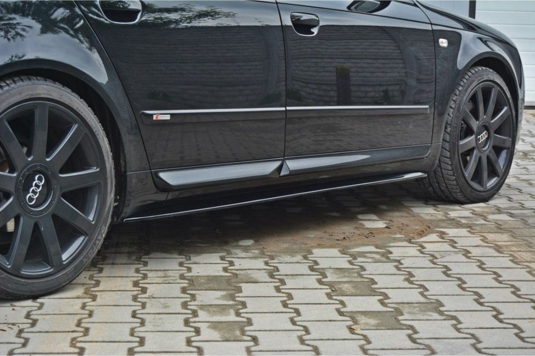 Maxton Design ABS Seitenschweller für Audi A4 B7 S4|RS4 S-Line schwarz hochglanz