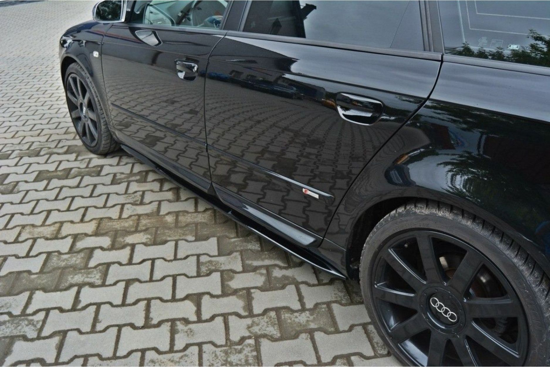 Maxton Design ABS Seitenschweller für Audi A4 B7 S4|RS4 S-Line schwarz hochglanz (2) 