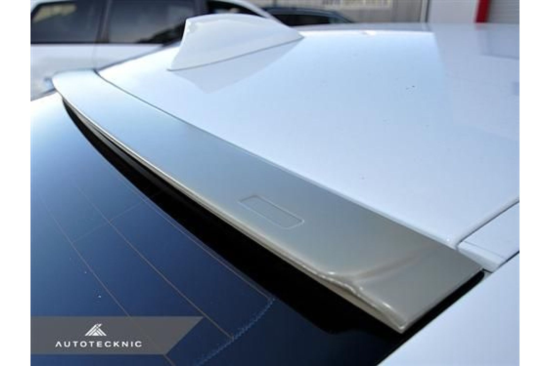 AutoTecknic ABS Plastic Roof Spoiler - F30 Sedan (2) 
