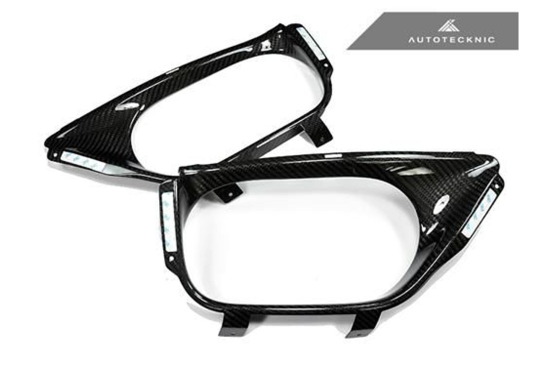 AutoTecknic Dry Carbon Fiber Exhaust Shroud - Nissan R35 GTR