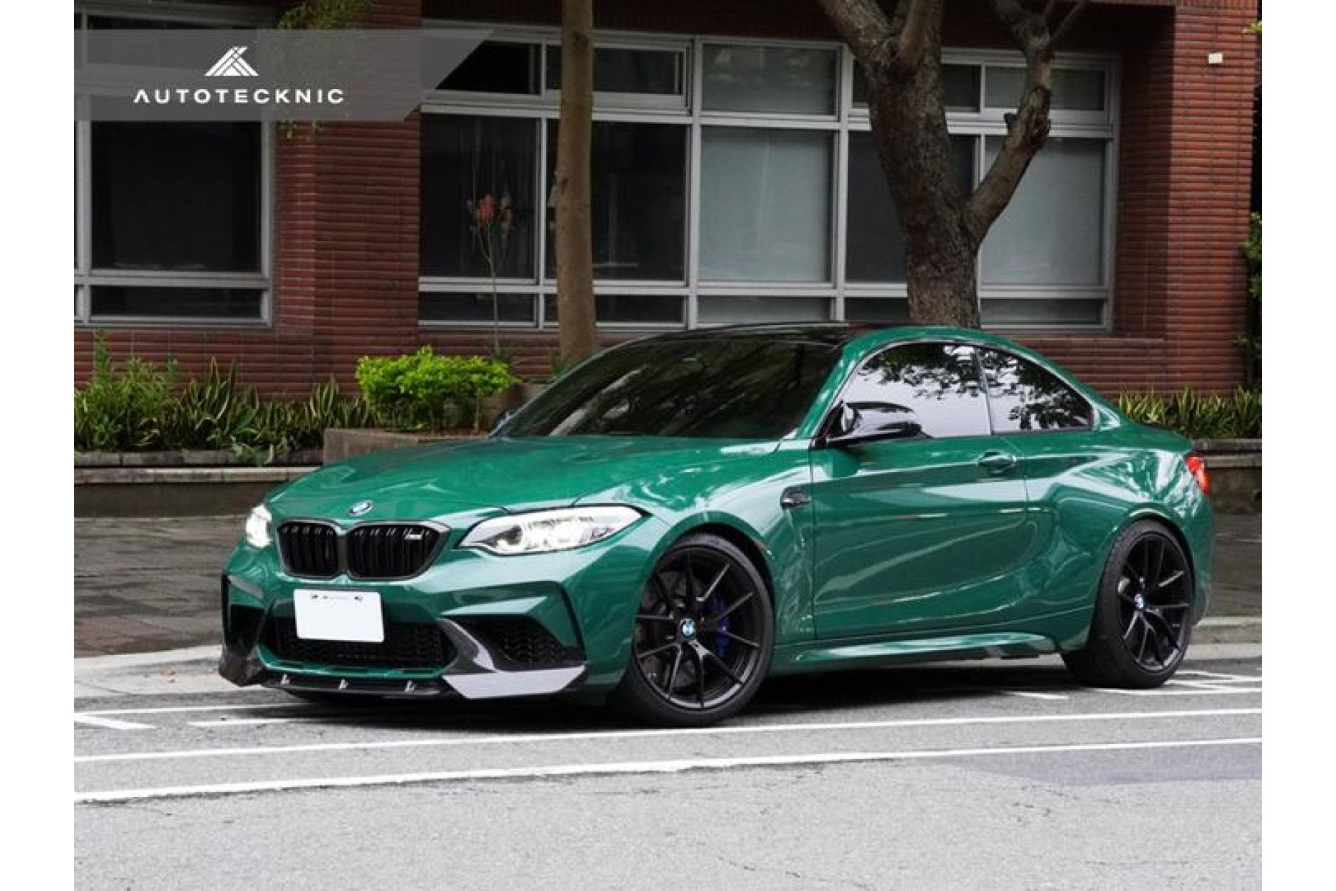 Autotecknic Carbon Frontlippe center for BMW F87 M2 Competition (3) 