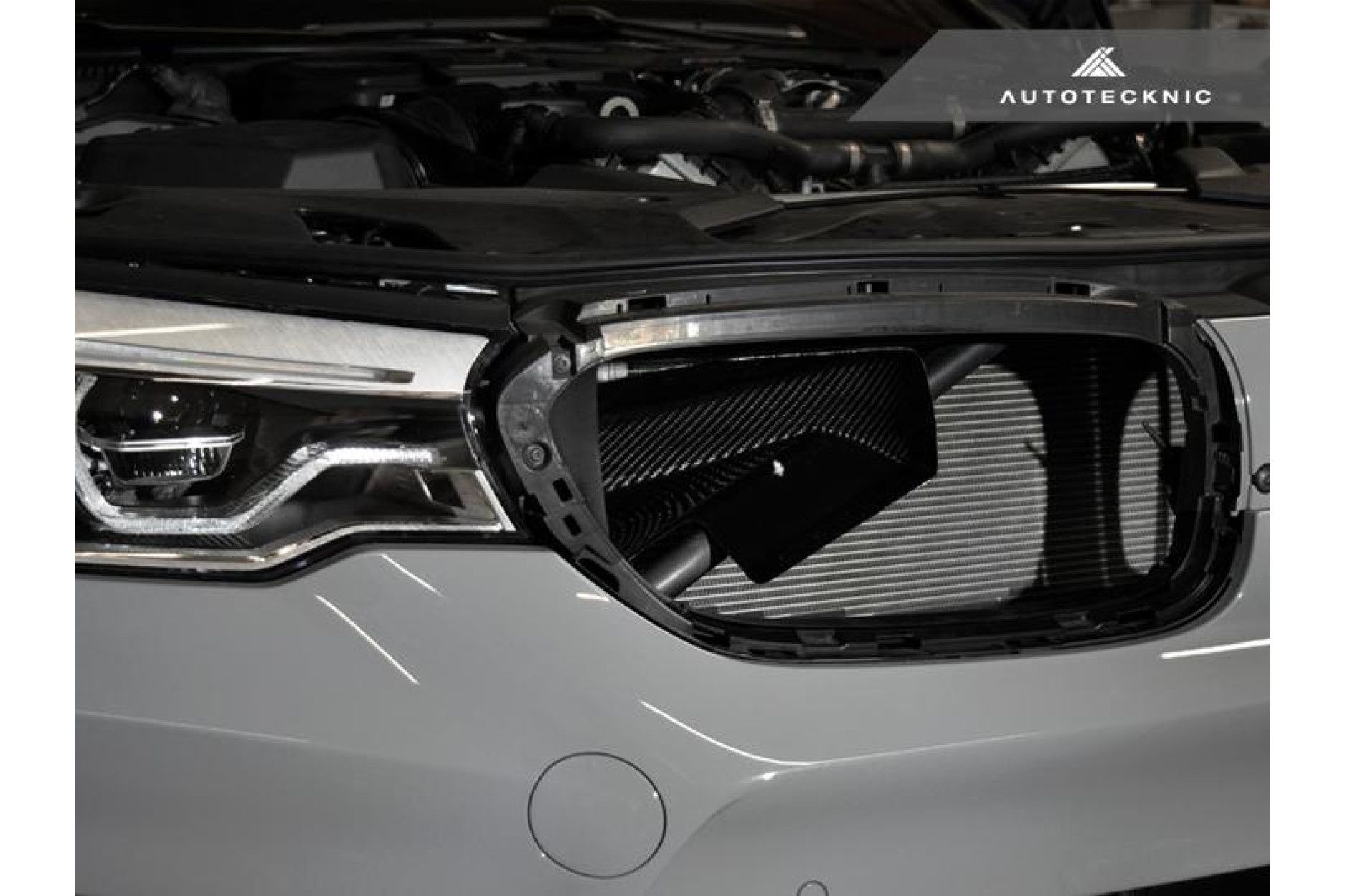 Autotecknic Carbon Air Intake for BMW 5er F90 M5 (3) 