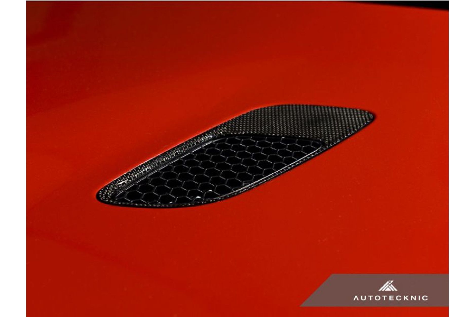 AutoTecknic Carbon hood air vents for E9x M3 (2) 