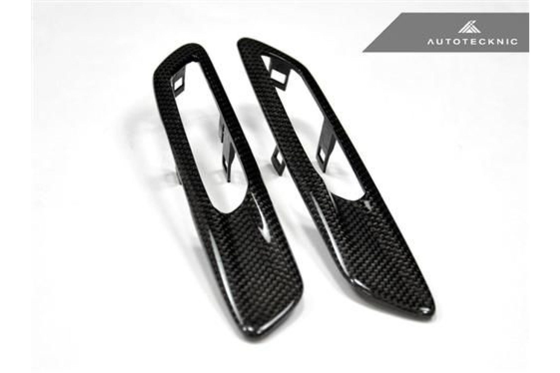 AutoTecknic Carbon Fiber Fender Light Trim - F10 5 Series (do not fit vehicle with parking assistance package) (3) 
