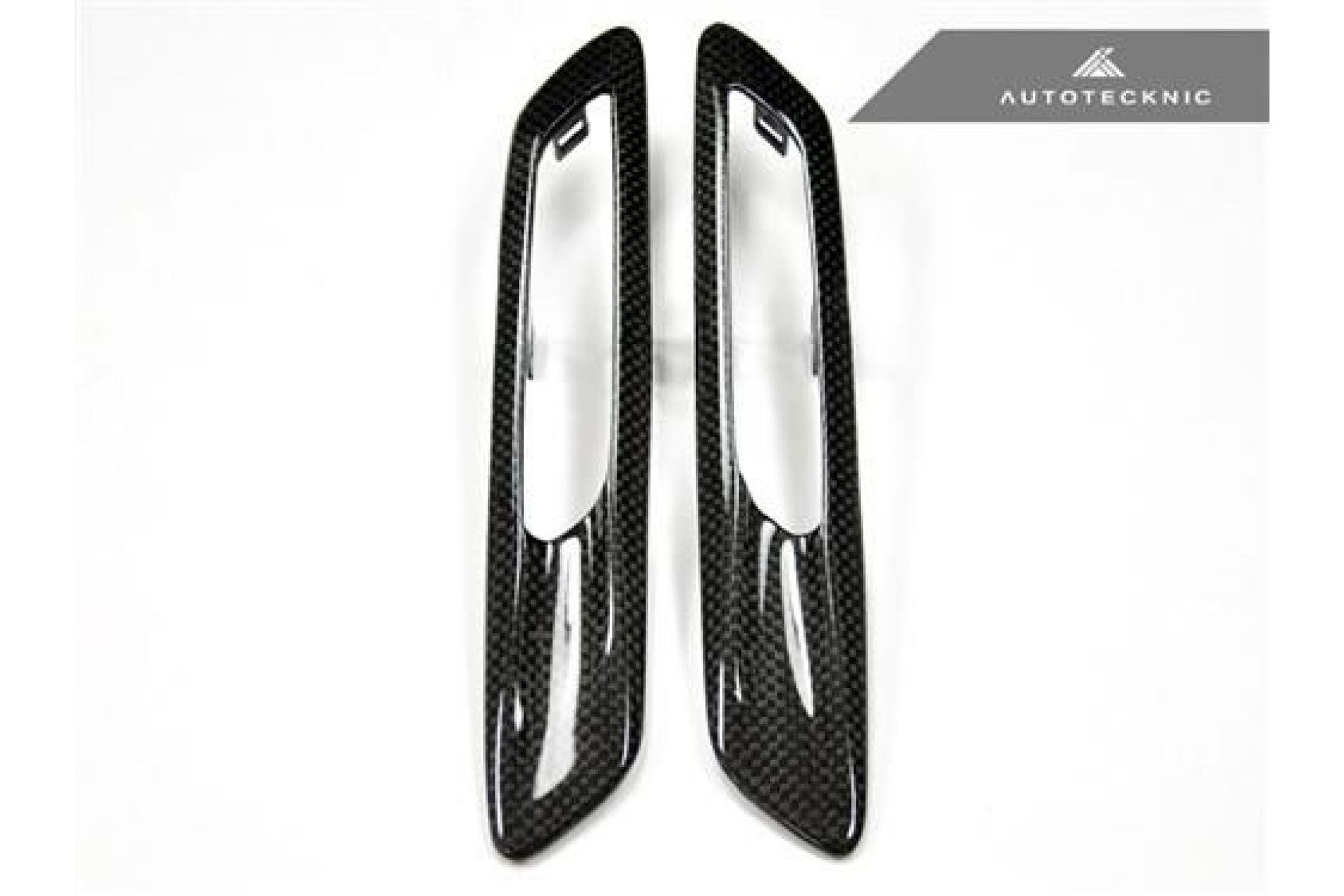 AutoTecknic Carbon Fiber Fender Light Trim - F10 5 Series (do not fit vehicle with parking assistance package)