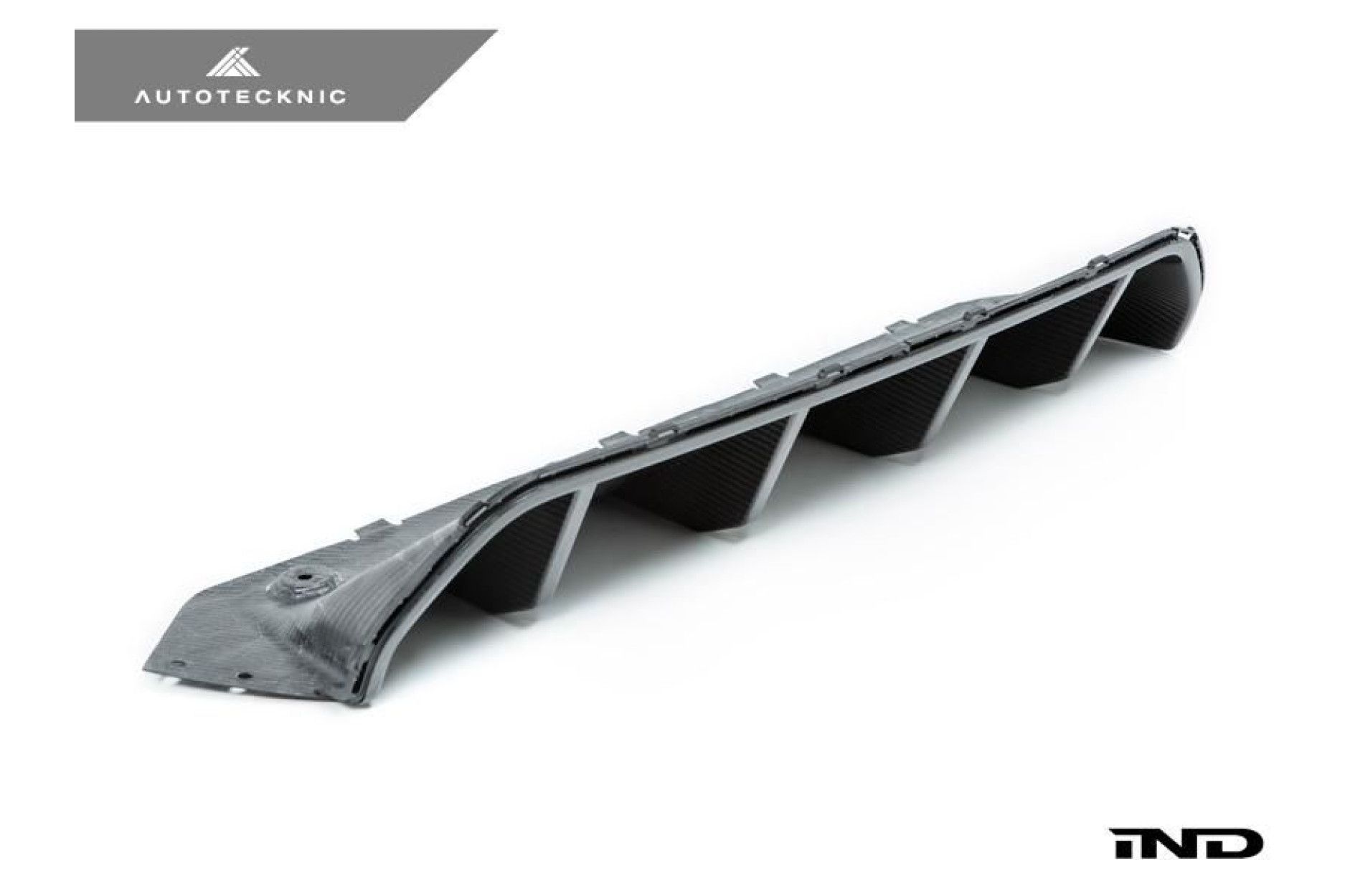 AutoTecknic Dry Carbon Competition Rear Diffuser - F90 M5 (6) 