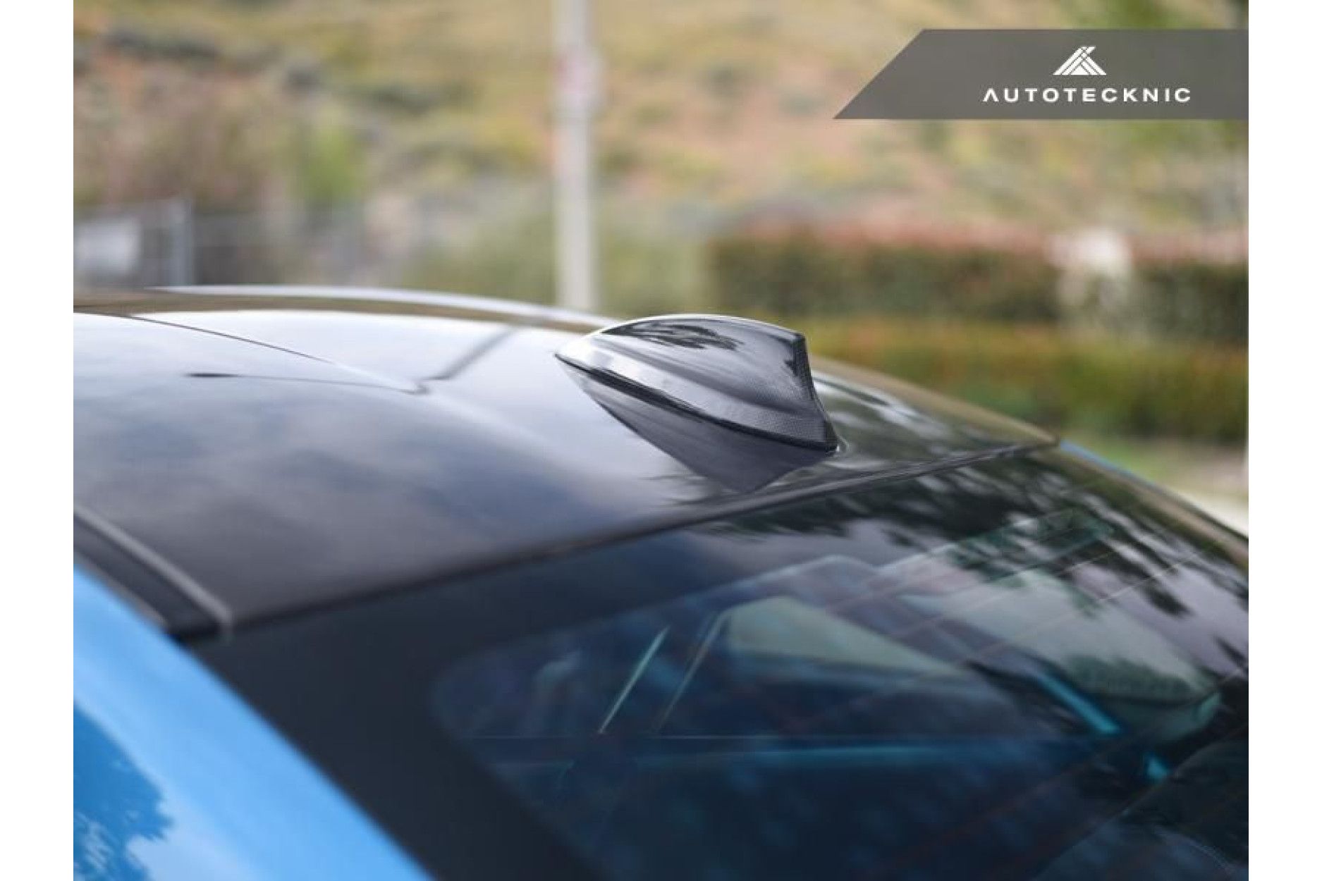 Get that predator look on your BMW with the AutoTecknic vacuumed dry carbon fiber 'shark fin' antenna cover. Made with AutoTecknic's signature vacuum forming technology, our products offer perfect fit (2) 