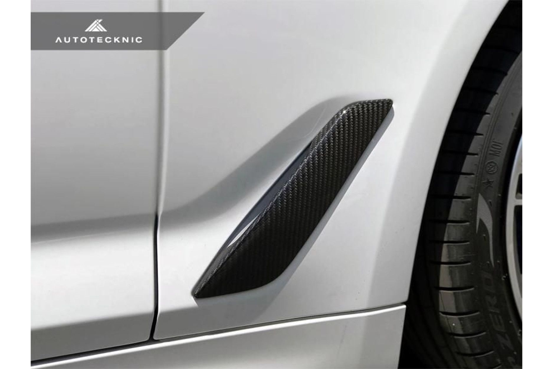 AutoTecknic Dry Carbon Fiber Fender Trim - G30 5er-Series (2) 