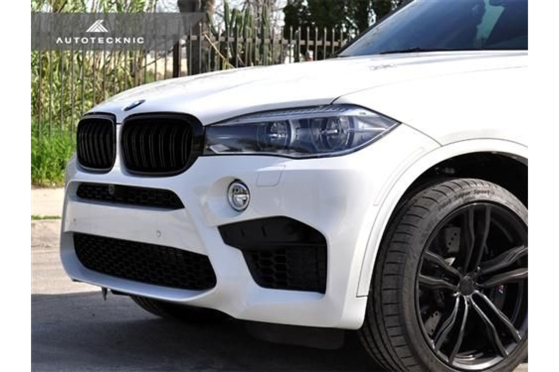 AutoTecknic Replacement Dual-Slats Glazing Black Front Grilles - F15 X5 | F85 X5M & F16 X6 | F86 X6M (2) 