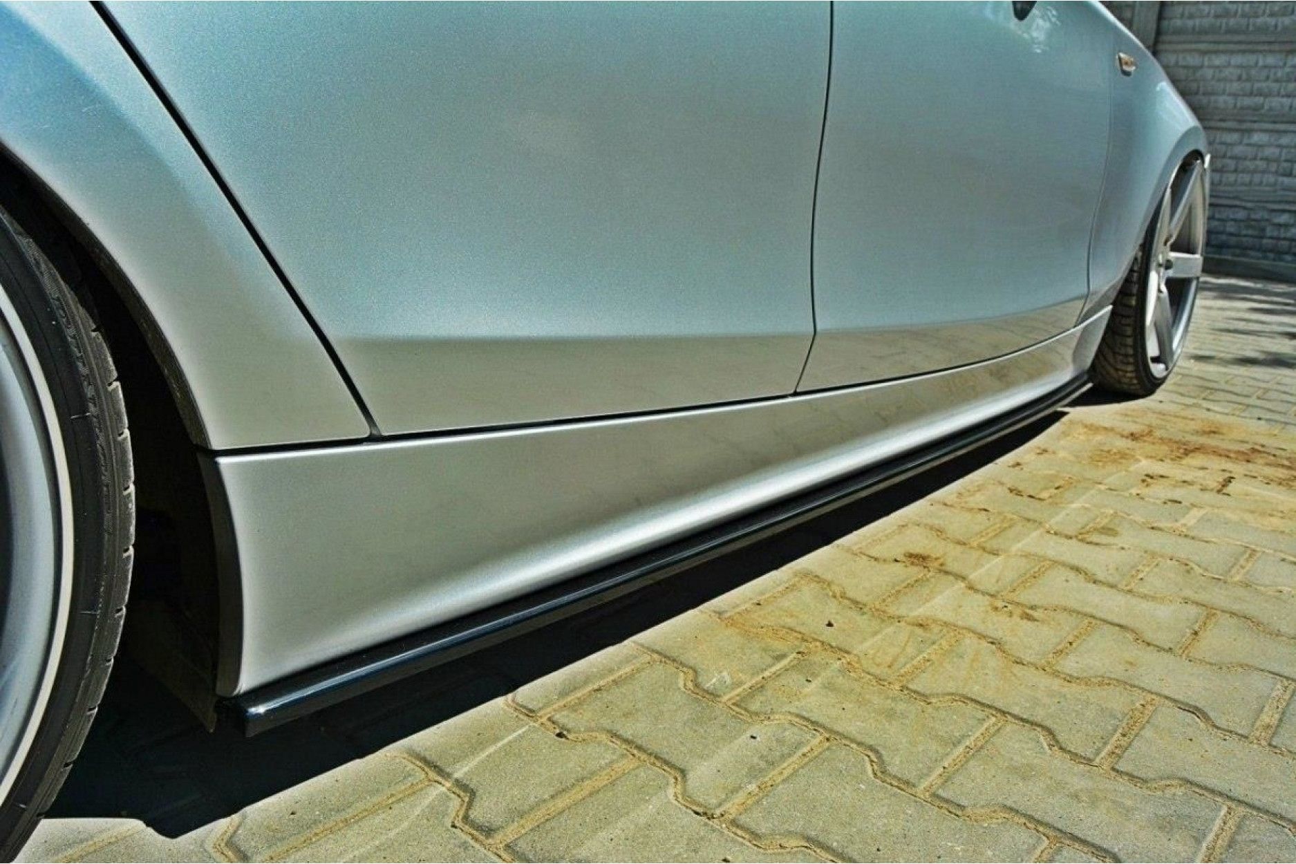 Maxton Design ABS Seitenschweller für BMW 1er E81, E82, E87