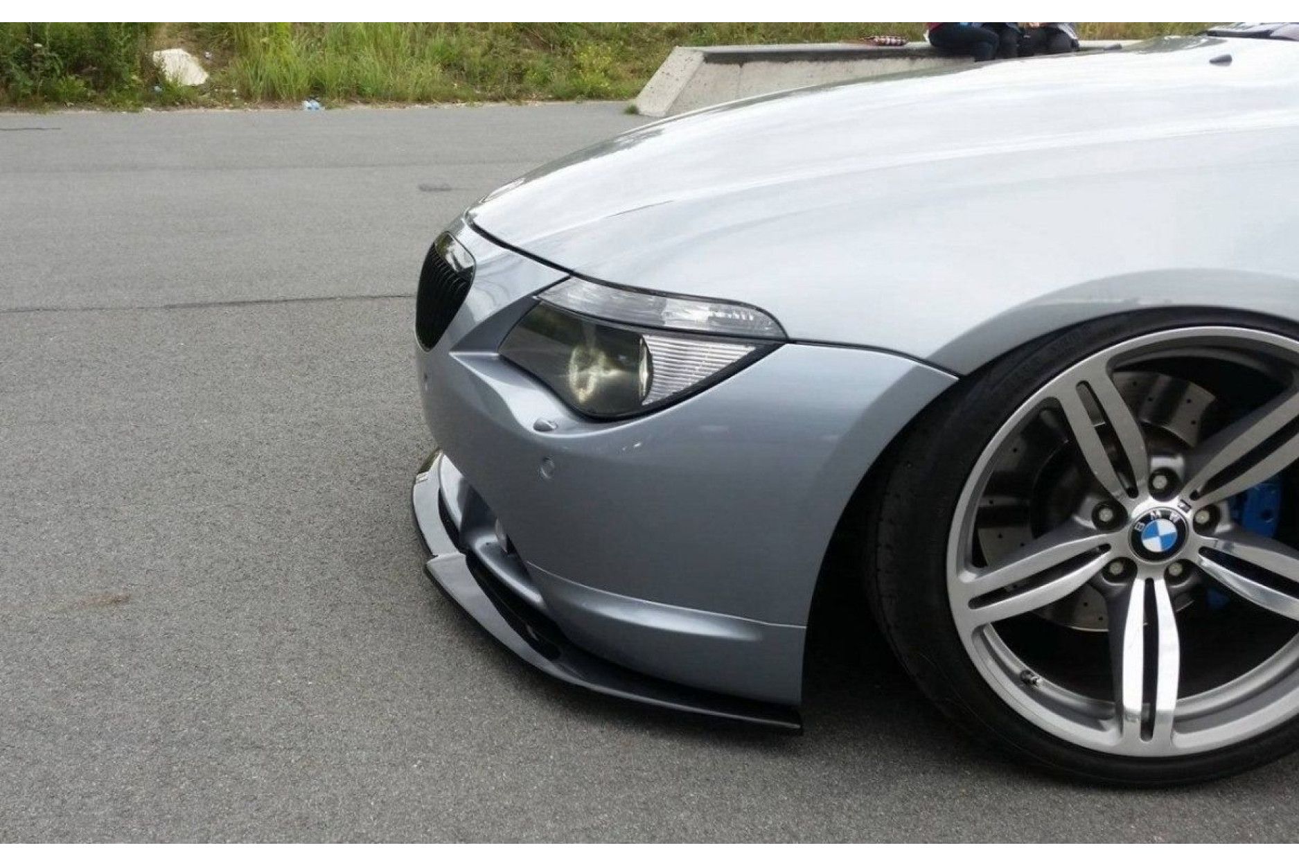 Maxton Design ABS Frontlippe V.2 für BMW 6er E63|E64 M6 Vorfacelift schwarz hochglanz (2) 
