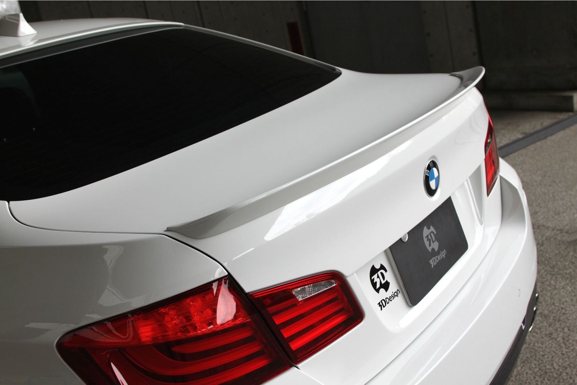 3Ddesign rear spoiler fitting for BMW 5 Series F10 (3) 