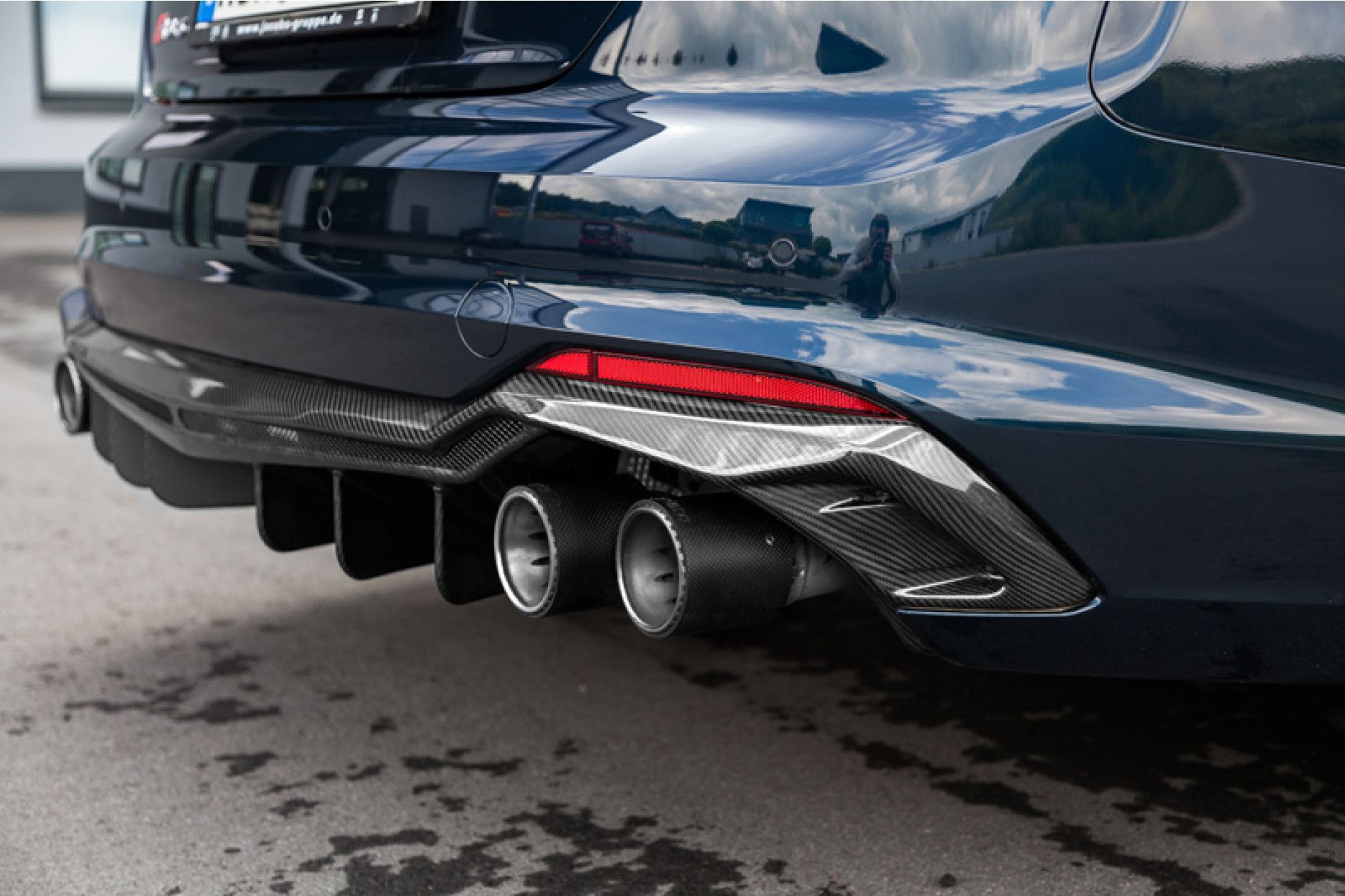 Capristo Carbon diffuser for Audi B9 RS5 (2) 
