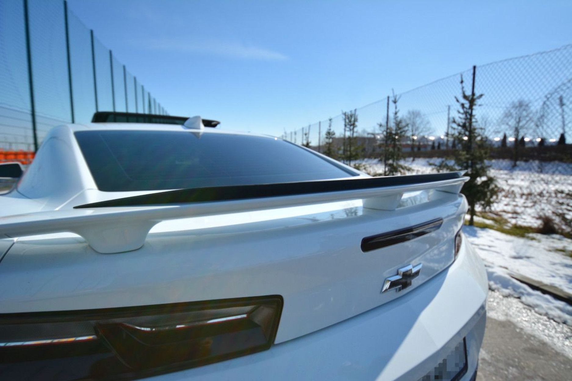 Maxton Design ABS Spoiler Aufsatz für Chevrolet Camaro MK6 Coupe schwarz hochglanz (2) 