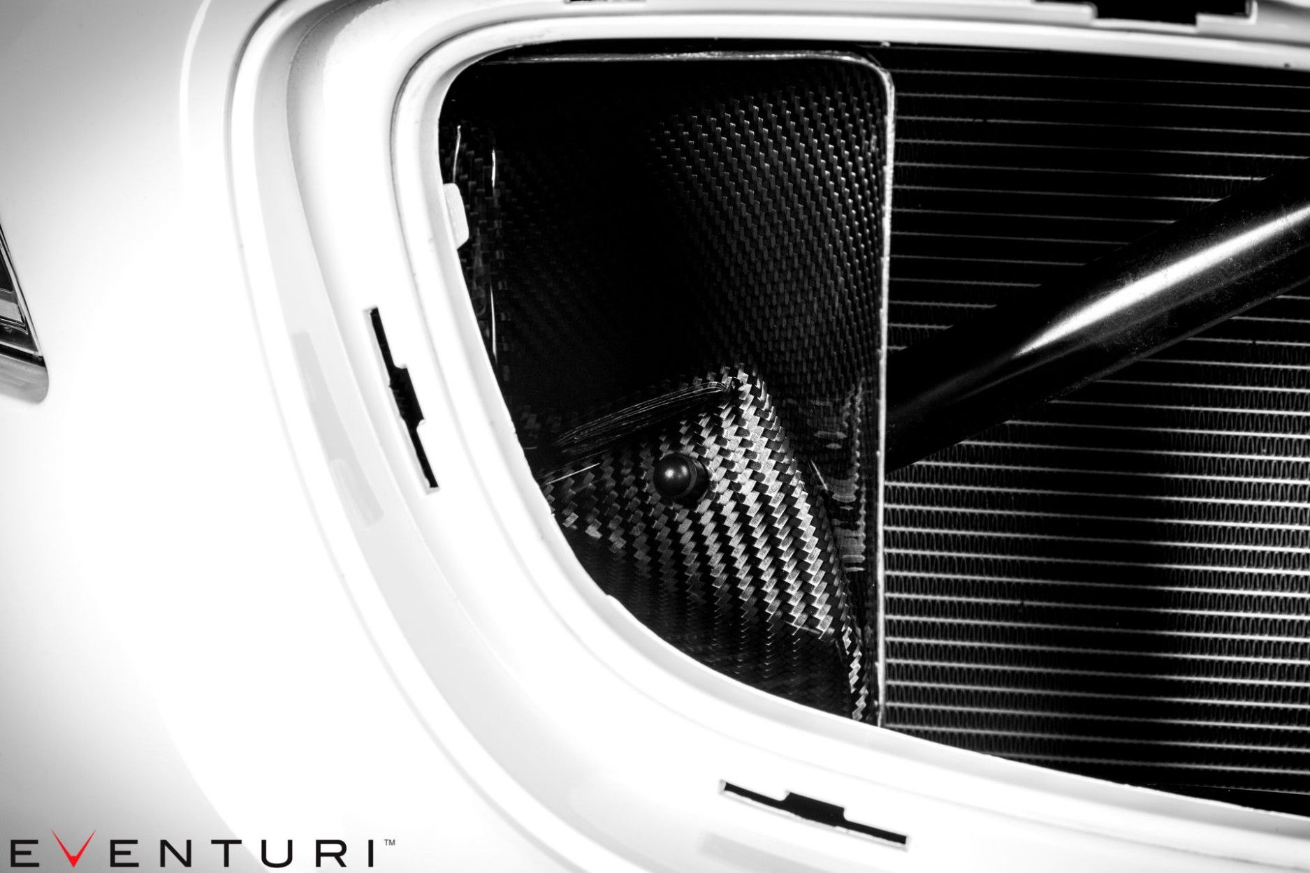 Eventuri carbon intake for BMW B58 Mx40i (15) 
