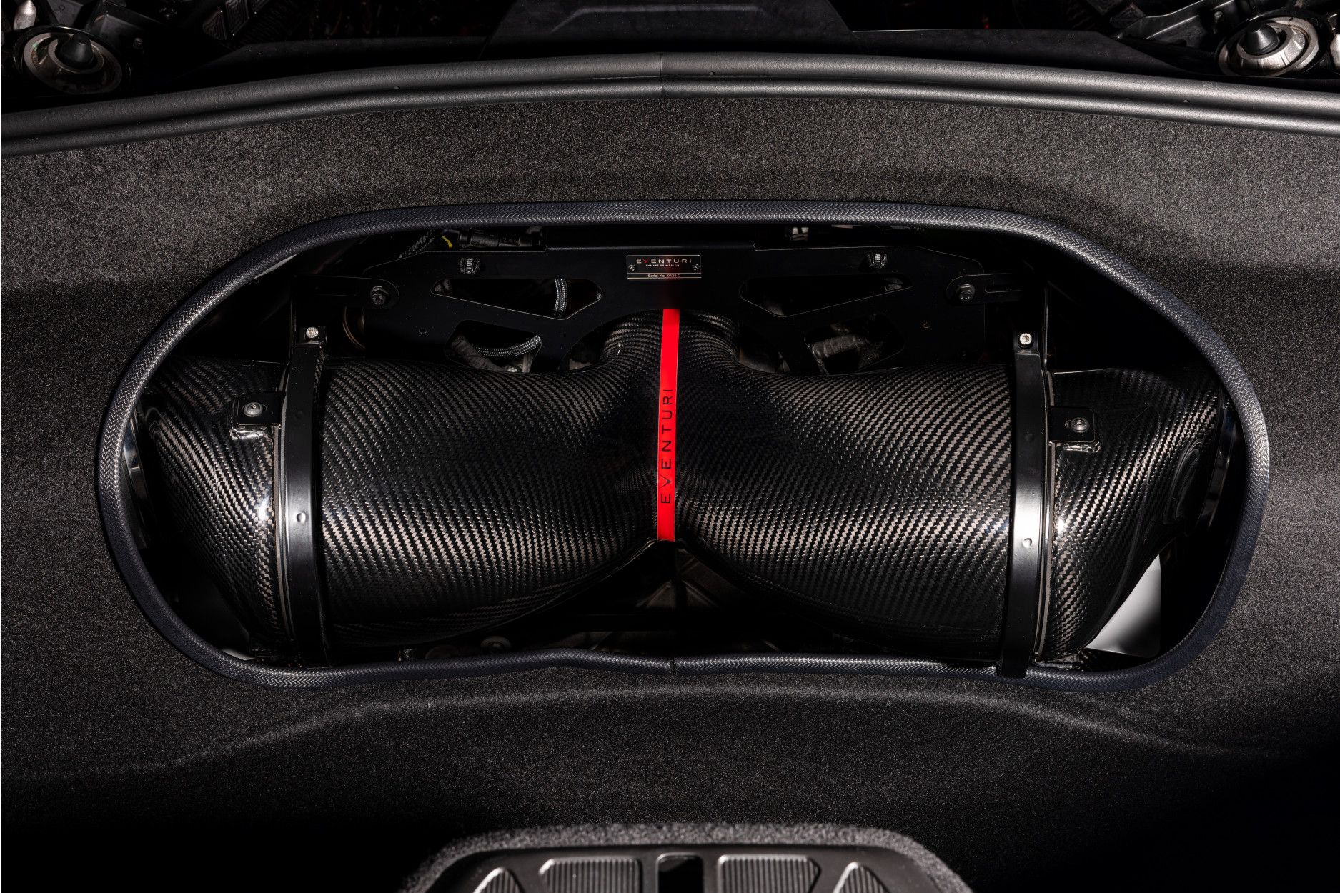 Eventuri Carbon Intake for Chevrolet Corvette C8 Stingray Coupe (14) 