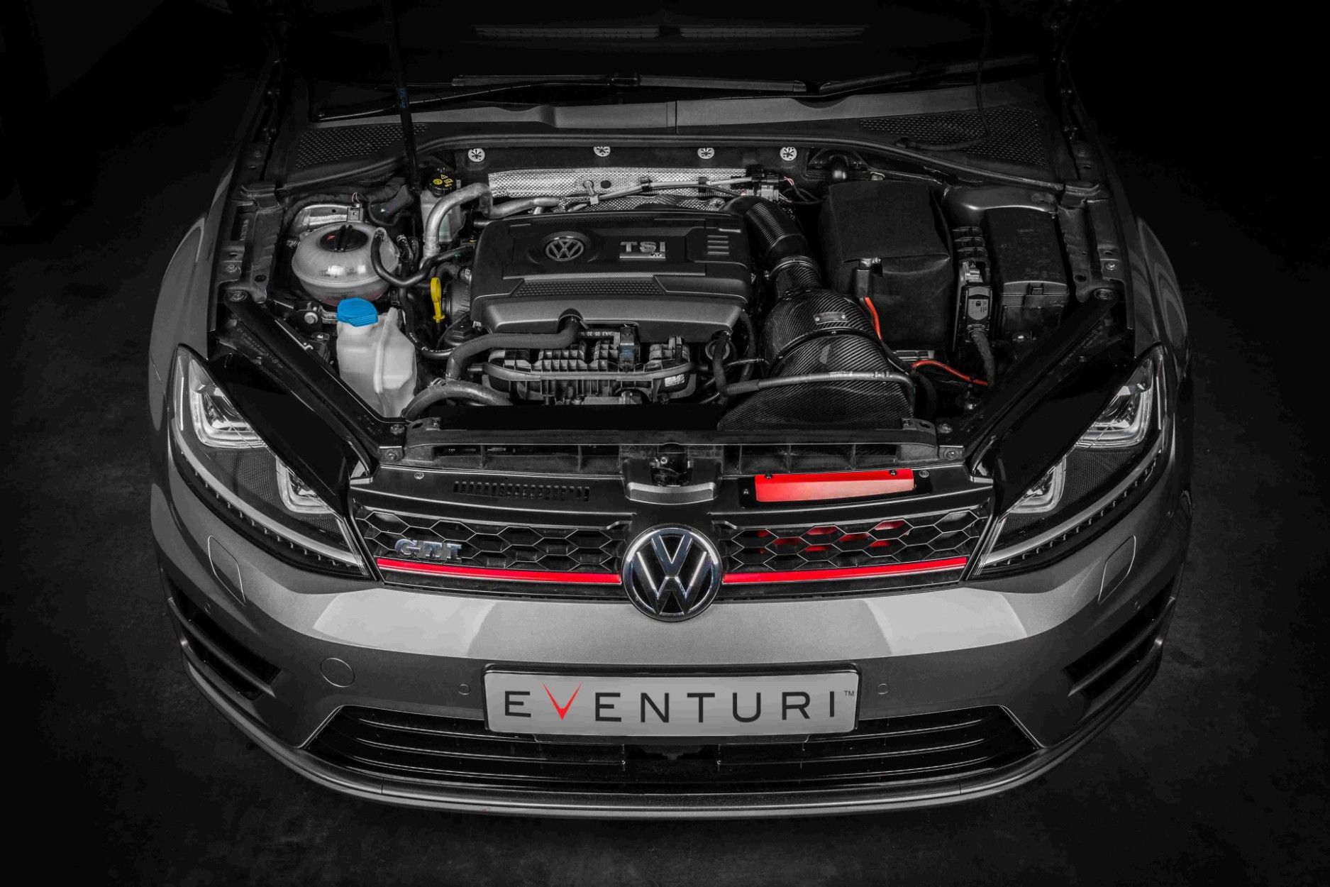 Eventuri carbon intake for VAG 2.0 TFSI (9) 