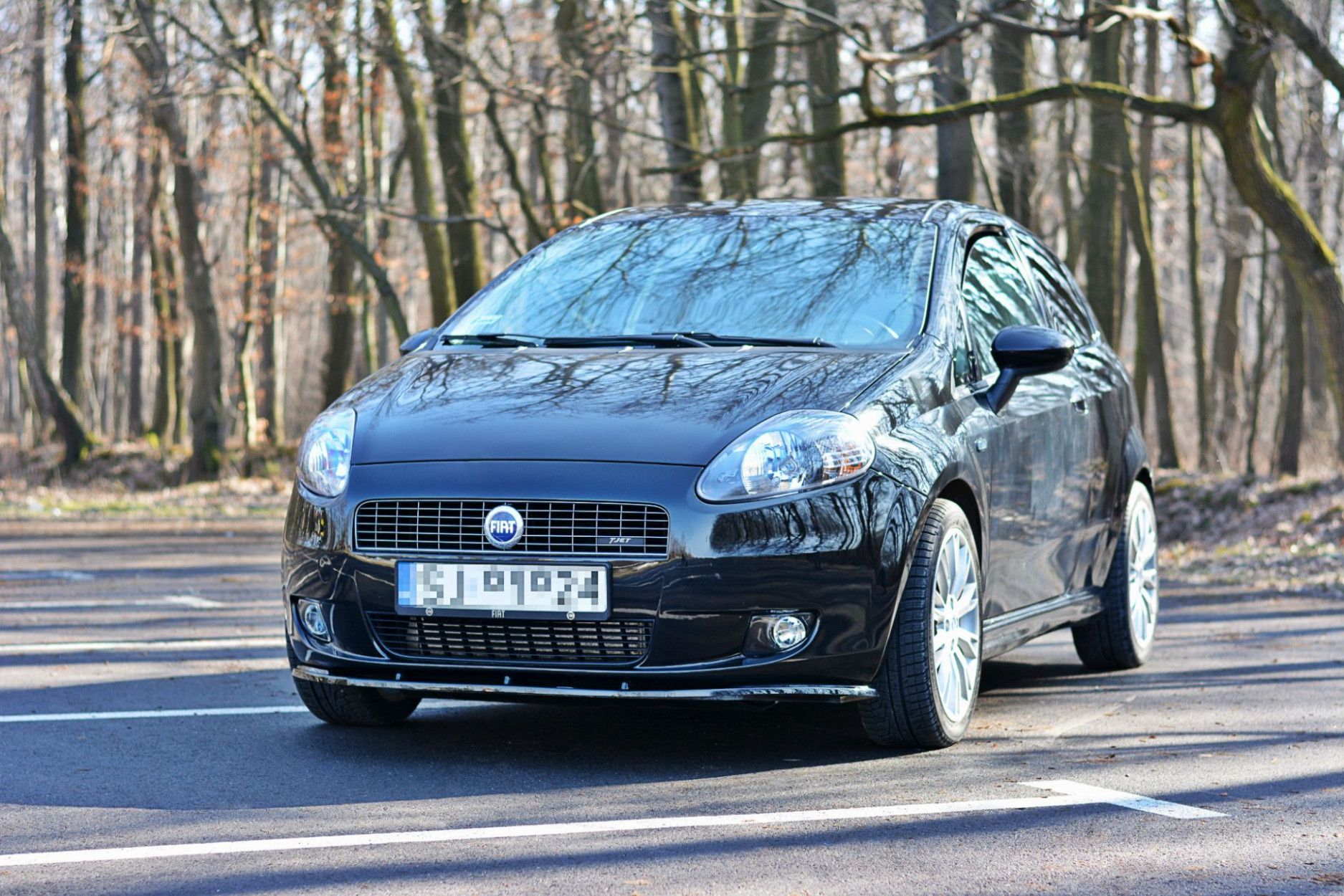 Maxton Design ABS Frontlippe für Fiat Grande Punto Grande Punto schwarz hochglanz (2) 