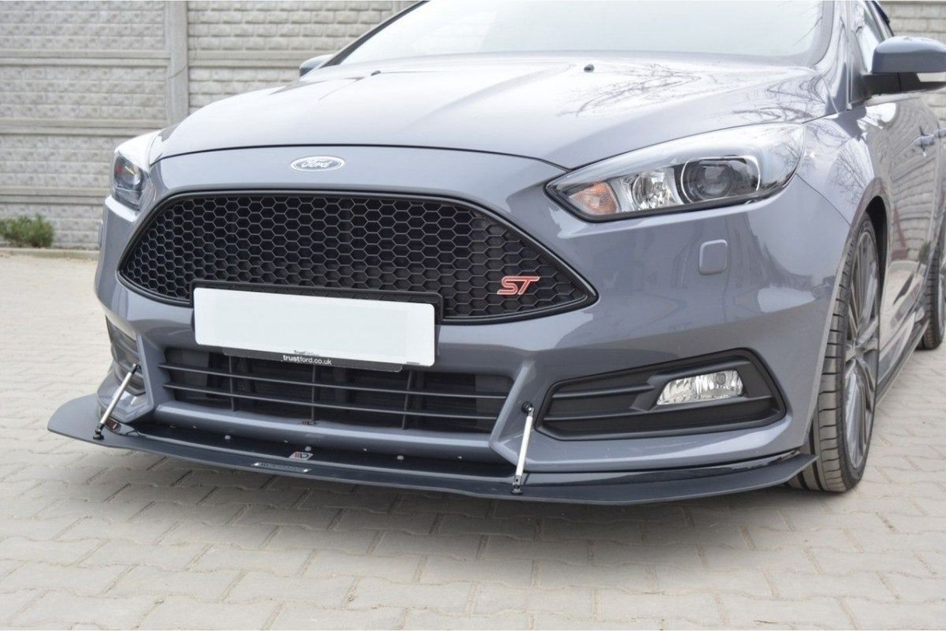 Maxton Design ABS Frontlippe v.1 und Splitter für Ford Focus MK3 ST|RS Facelift schwarz matt (3) 