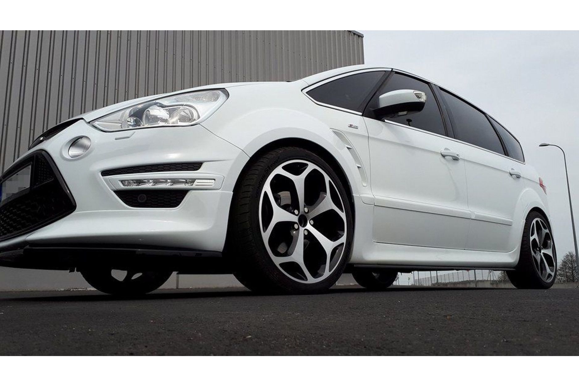 Maxton Design ABS Seitenschweller für Ford S-Max Facelift schwarz hochglanz (4) 