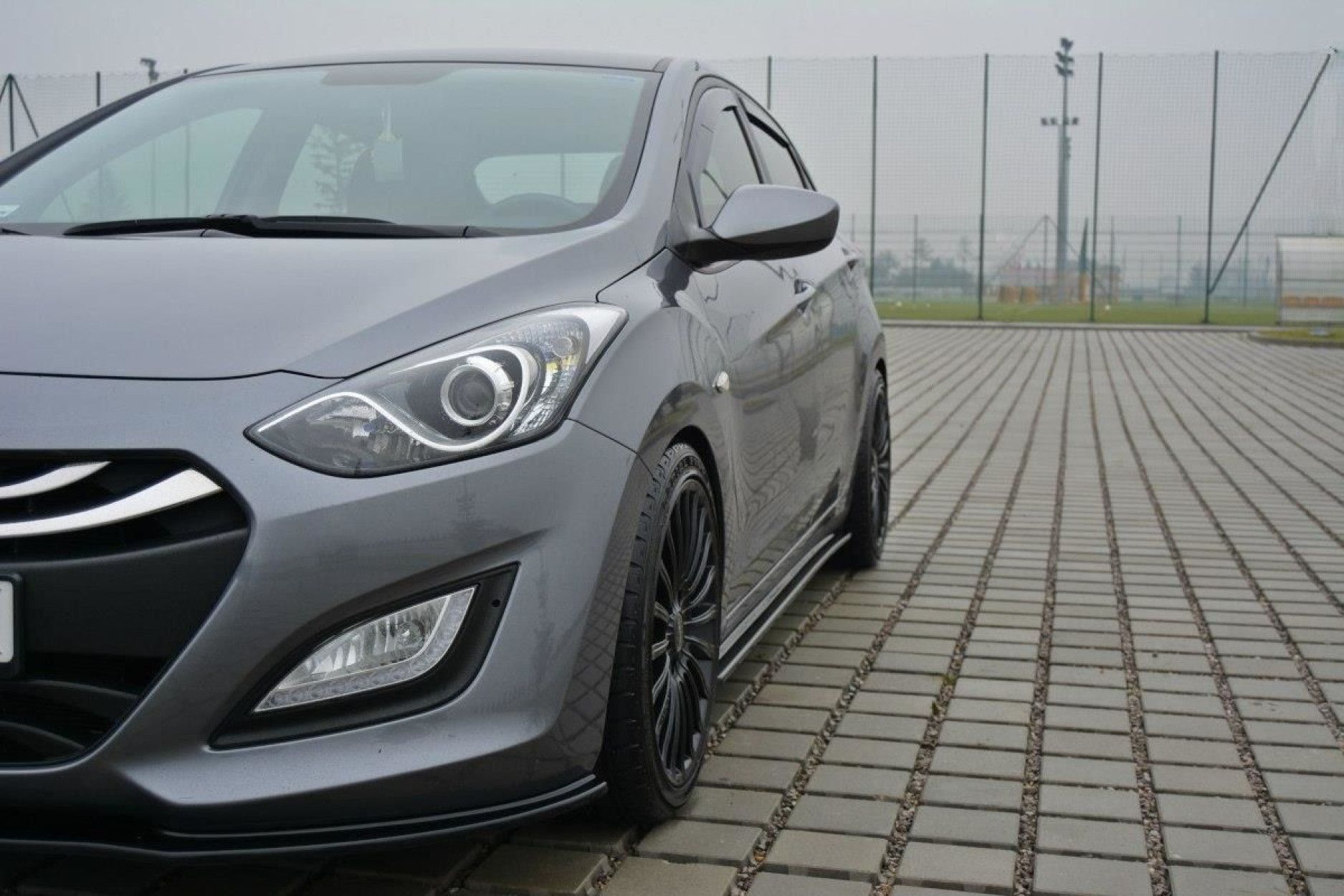Maxton Design ABS Seitenschweller für Hyundai i30 MK2 schwarz hochglanz (2) 