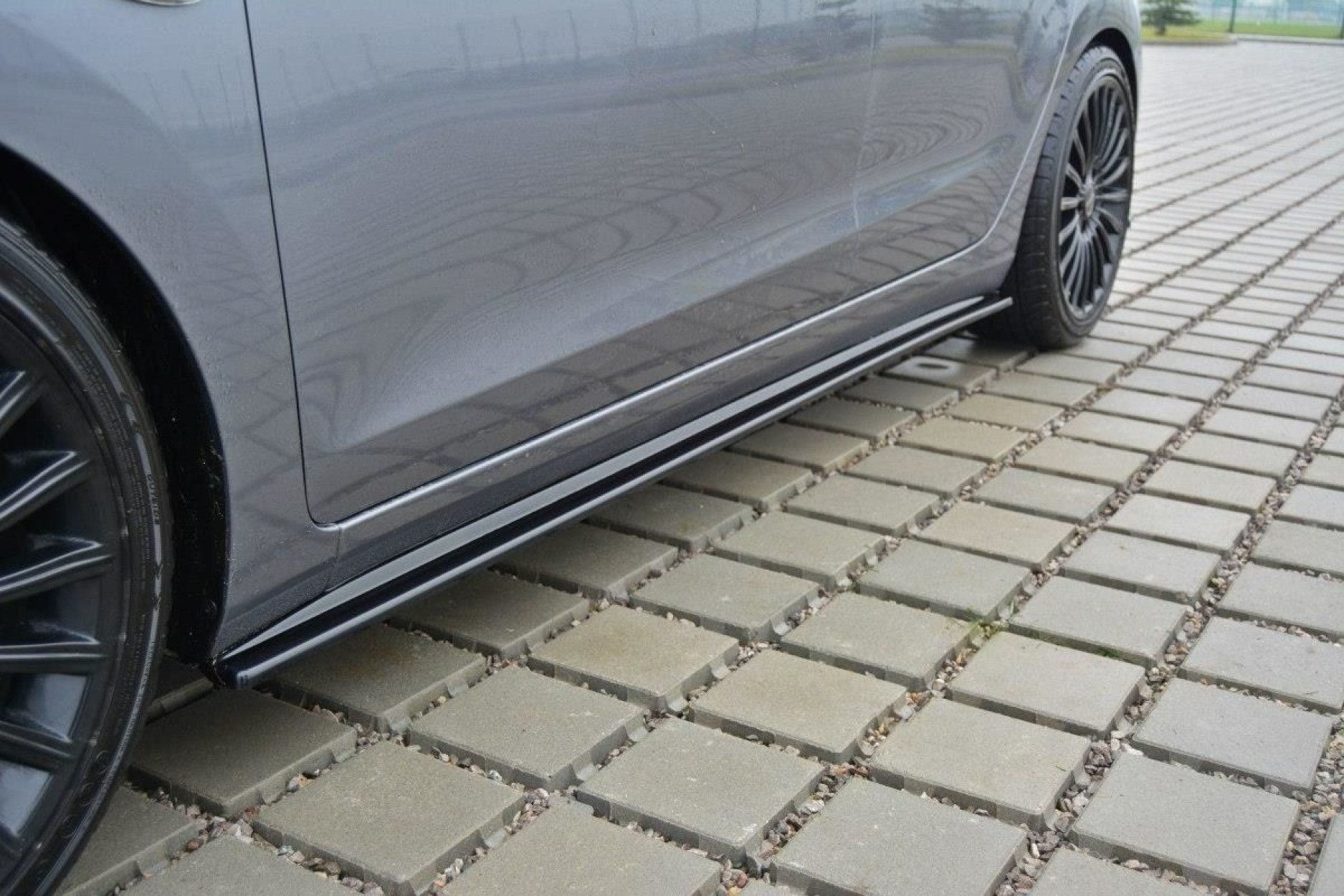 Maxton Design ABS Seitenschweller für Hyundai i30 MK2 schwarz hochglanz (3) 