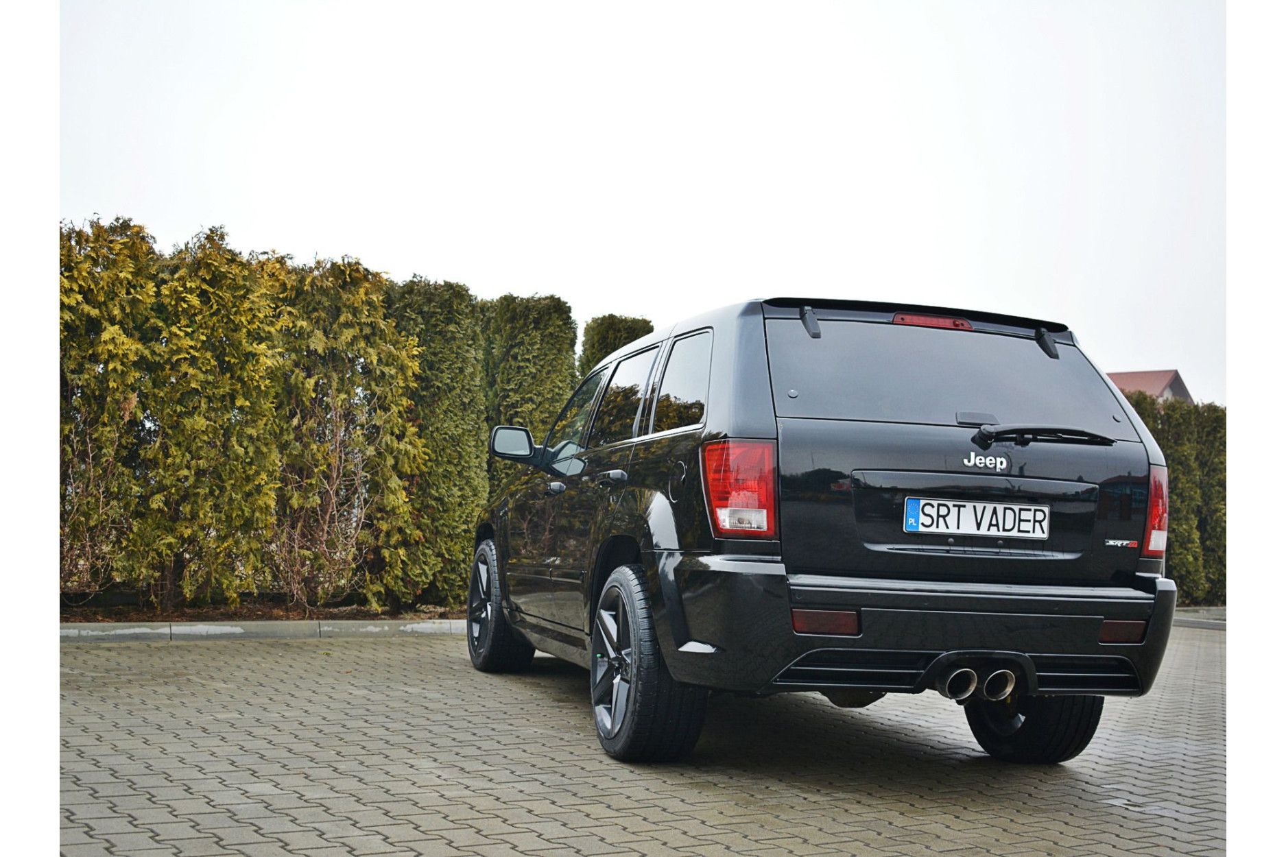 Maxton Design ABS Spoiler Aufsatz für Jeep Grand Cherokee WK schwarz hochglanz (5) 