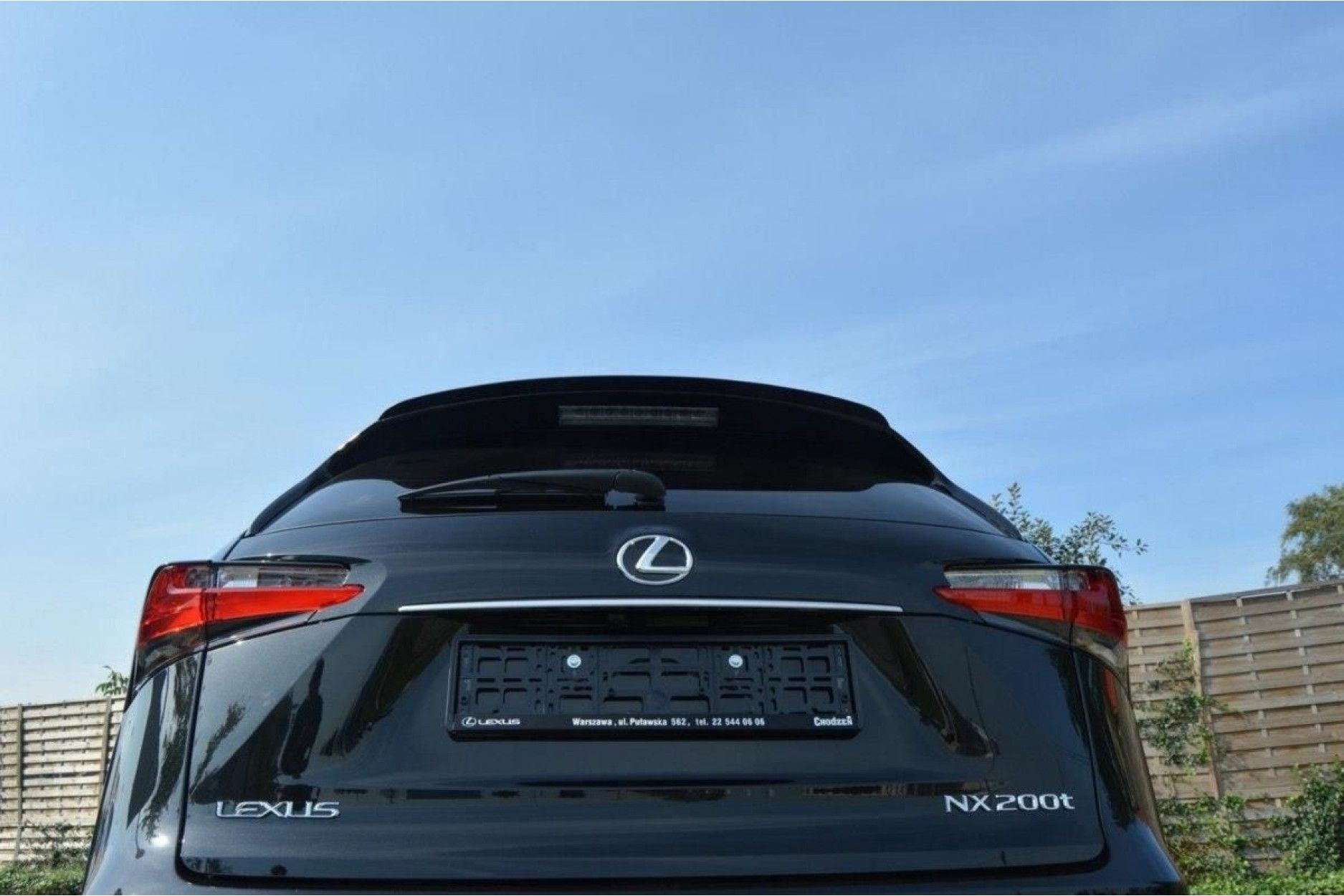 Maxton Design ABS Spoiler Aufsatz für Lexus NX MK1 schwarz hochglanz (4) 