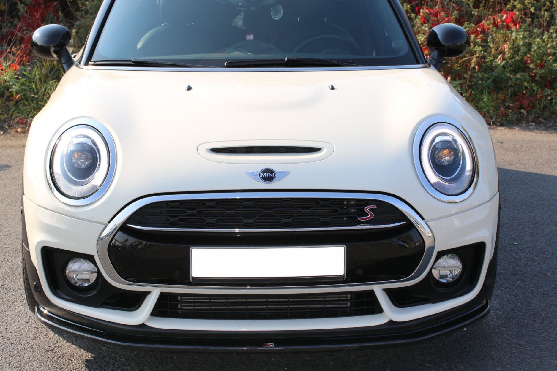 Maxton Design ABS Frontlippe V.1 für Mini Clubman S MK2 JCW schwarz hochglanz (3) 